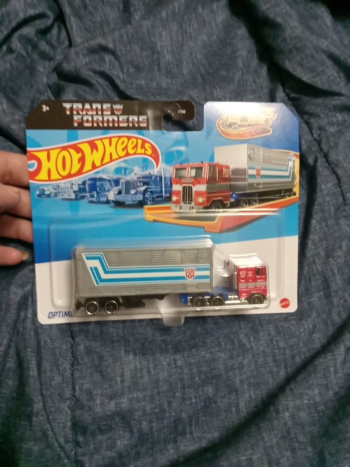 MODELOS Hot Wheels 1:64 Pearl & Chrome 2023 E case Assortment - PERLA Y CROMO - Juguetes Diecast