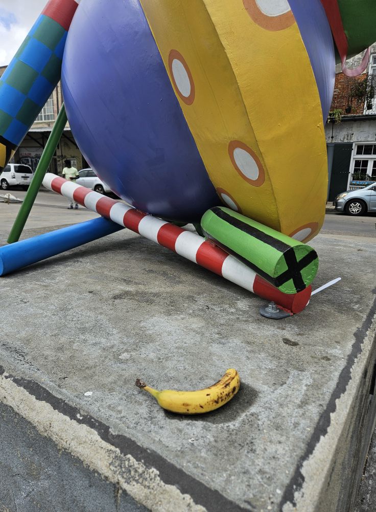 Mysterious banana found in New Orleans