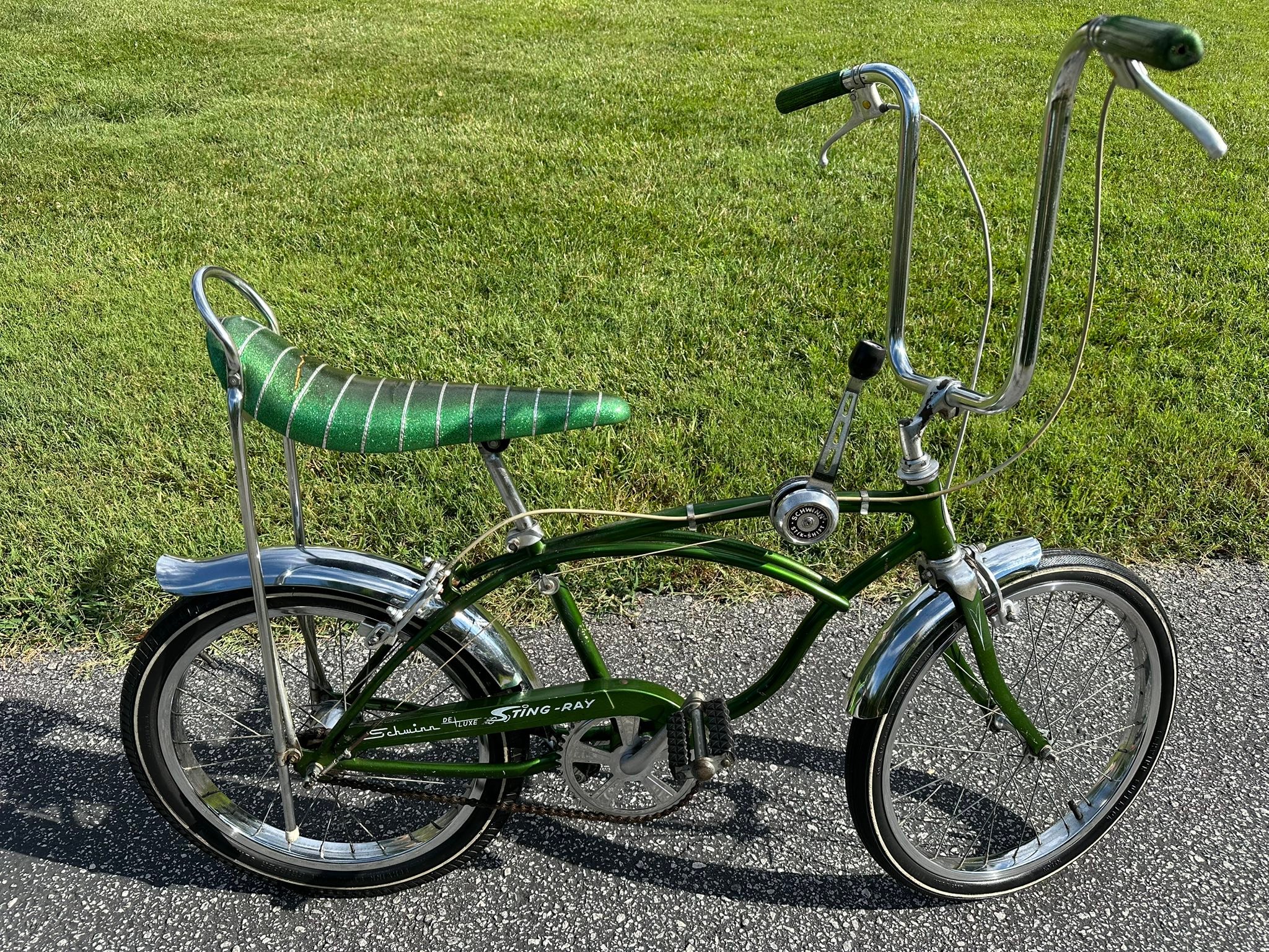 1970 schwinn bicycle Blue LeTour III 10-Speed – 1970s Road Bike – Beyond Grandmas House 1970 Original Fenderless 5 Speed