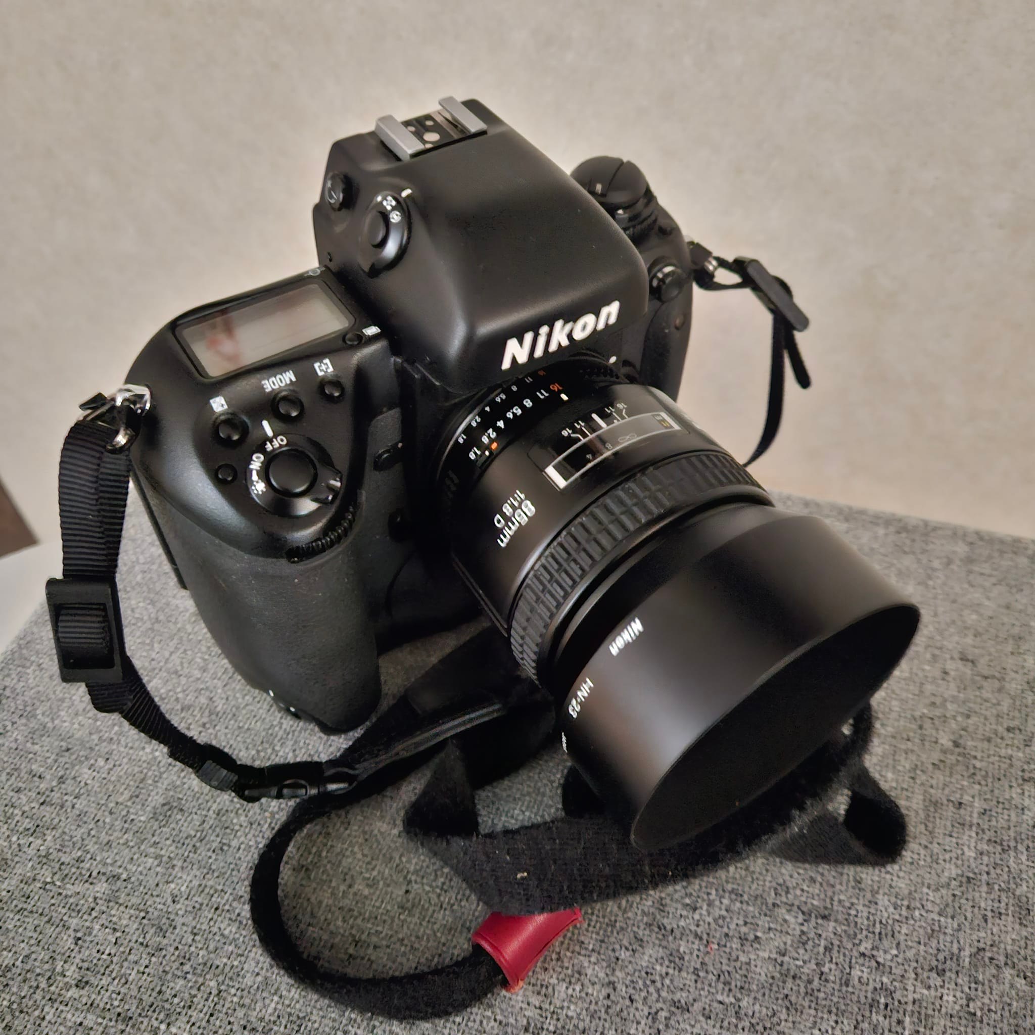 85mm f/1.8D with nikon d750 with orange teal filter