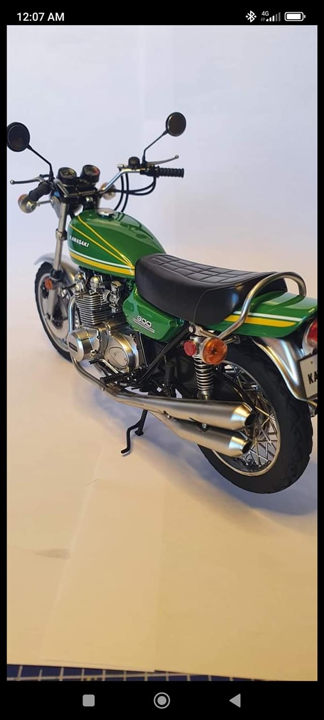 Aoshima 新到貨 New arrivals! 1/12 Kawasaki 900 Super4 (Z1) Maroon