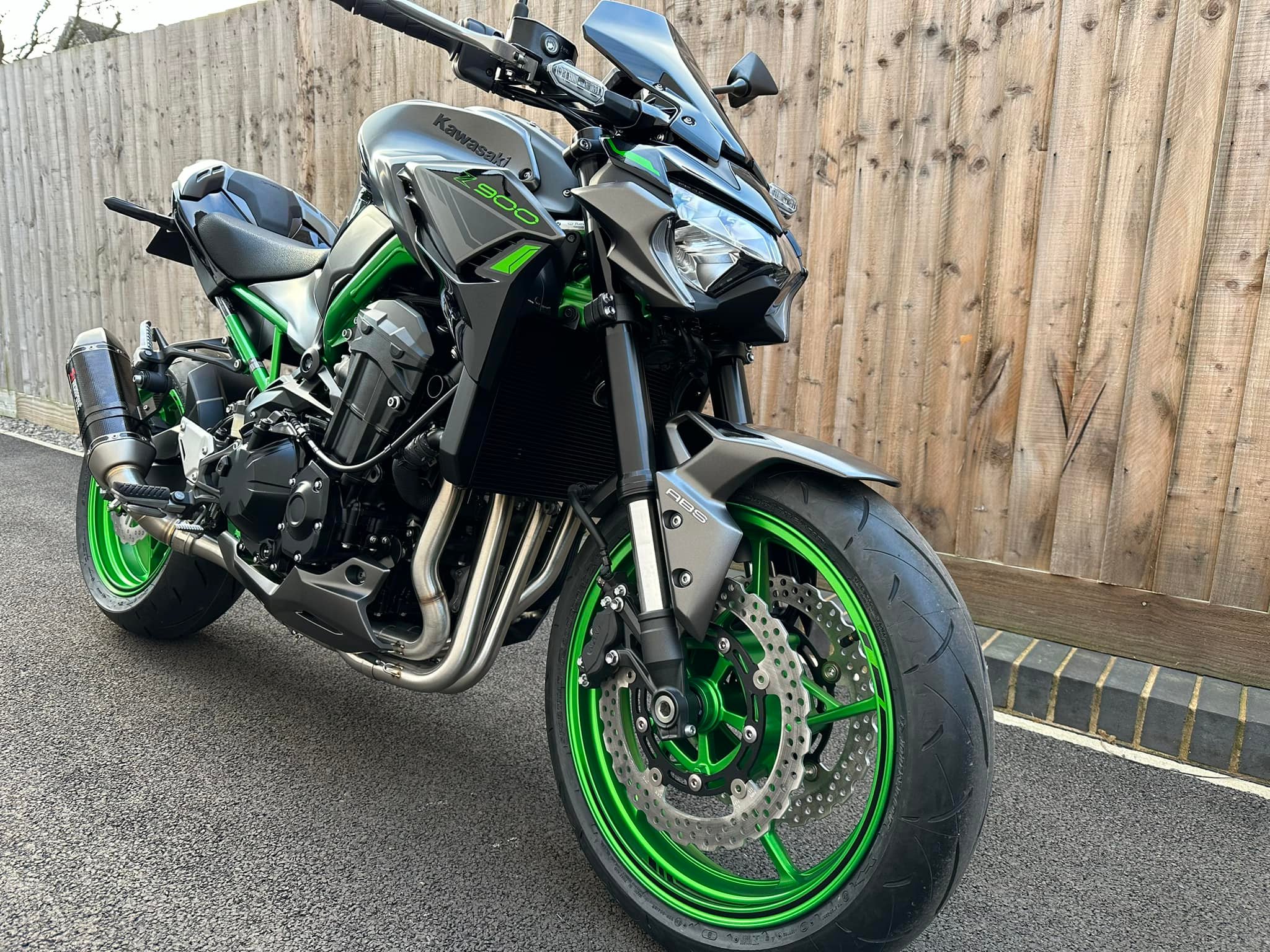 Job of the day:- Kawasaki ZX-10R Basic Maintenance:- -ToyoLube 10