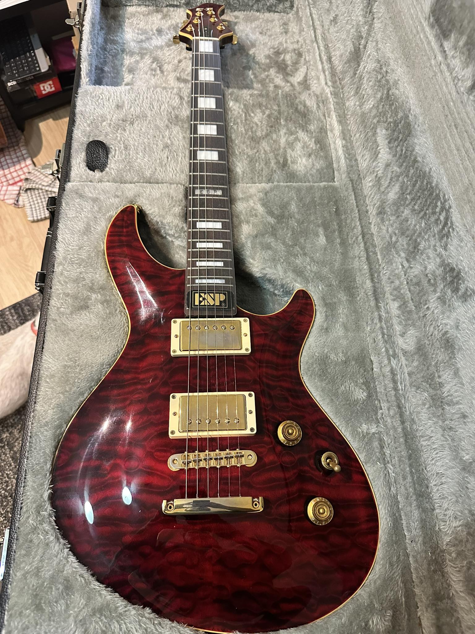 ESP E-ii Mystique guitar review and color search