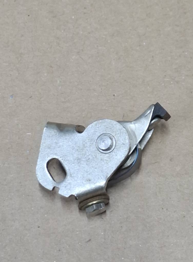 Suzuki T305 / T500 Contact Points Set – 31440-15020 (Pair) – Fits Kawasaki Too 3 thumbnail image