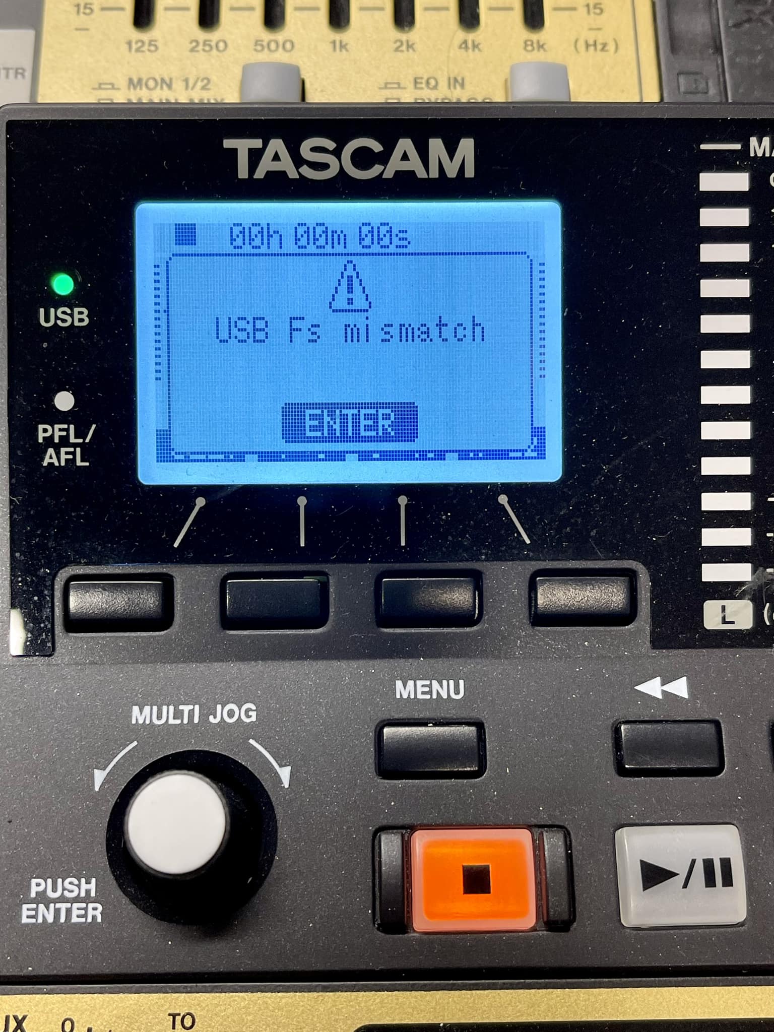 Tascam Model 12 'USB FS mismatch' error during playback