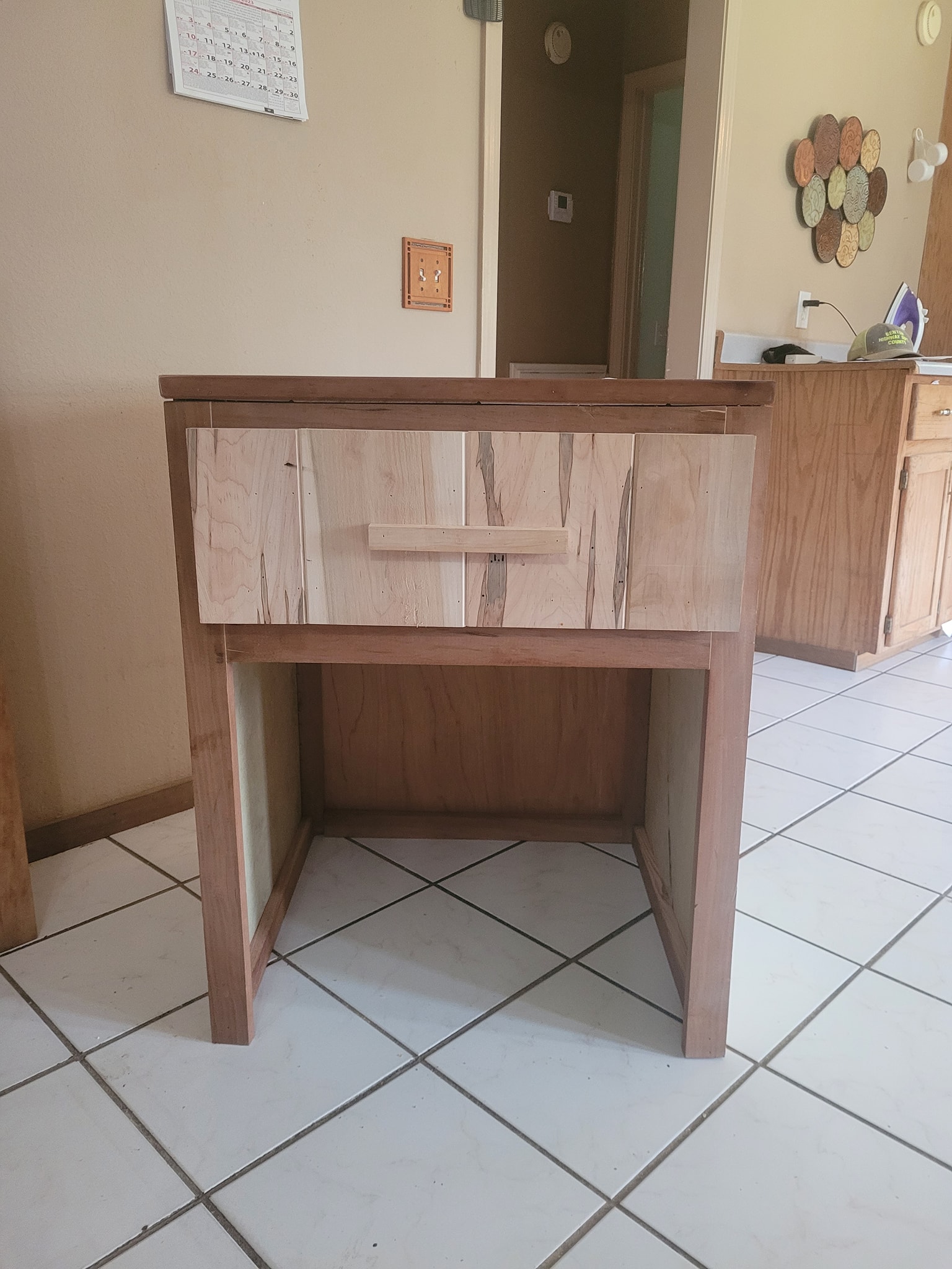 Wooden Desk – $25 Simple and sturdy desk, perfect for a home 