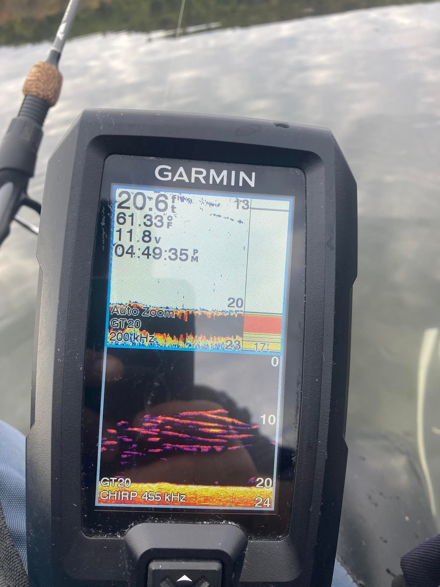 best fish finders for float tubes LUCKY Kayak Portable Depth Finder Water Handheld Fish Finder Sonar Castable Kayak Boat Fishfinder Transducer Fishing LCD Display FFC1108 : Electronics The FishTrax system also doesnt require a bulky external battery like the competition Inflatable Fishing Float Tube with