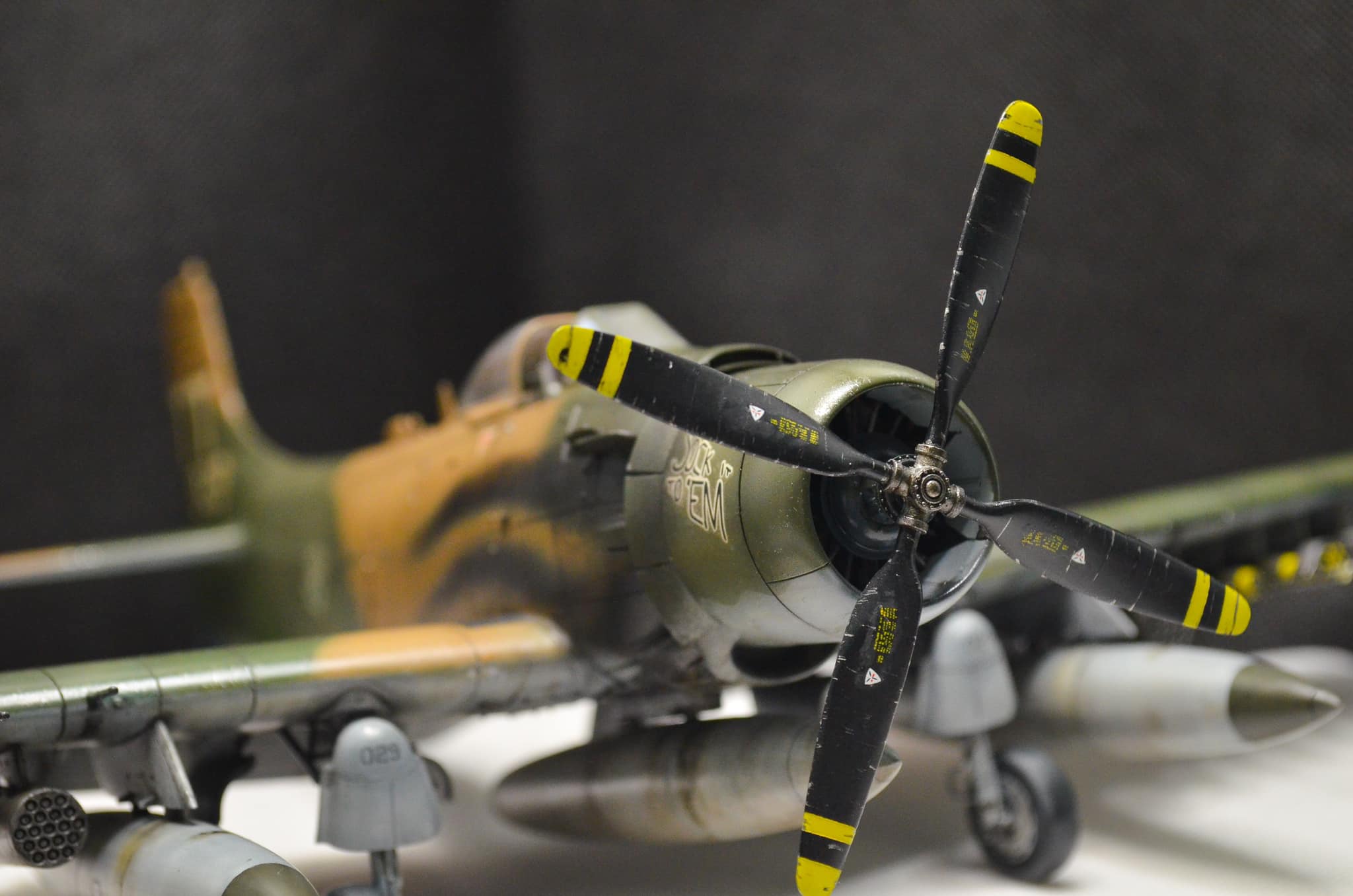 Tamiya 61073 A-1J Skyraider U. S. Air Force | 3. DO SKLEJANIA | - Sklep Modelarski