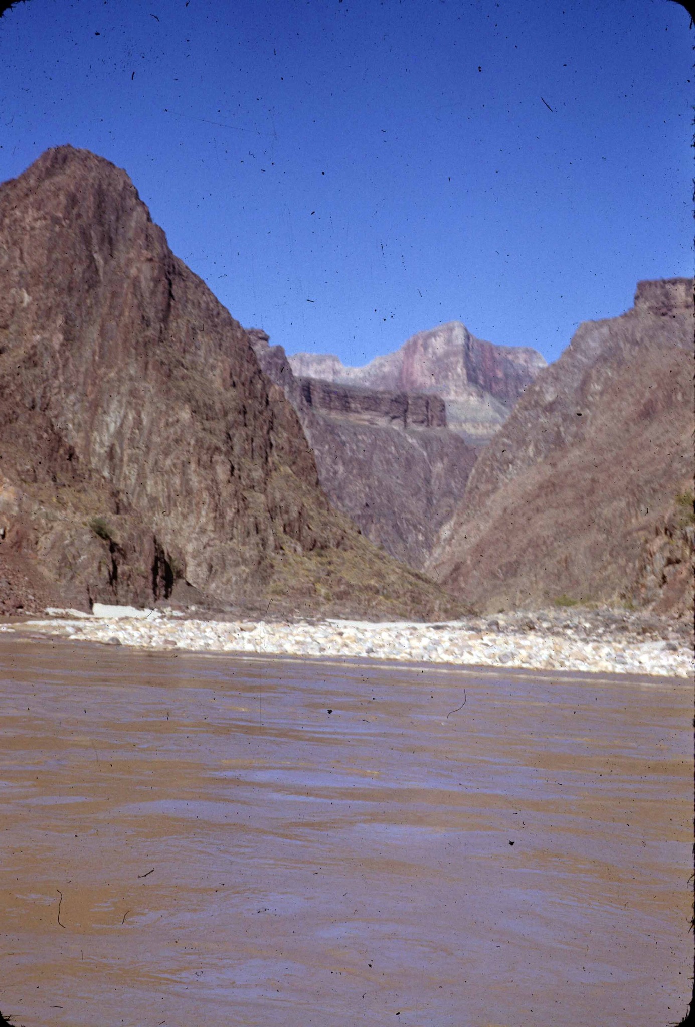 Grand Valley Diversion Dam construction in De Beque Canyon circa 1915