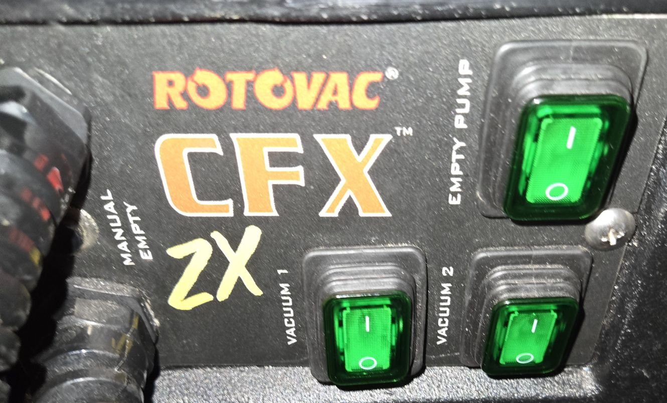 ボード Where to find a single switch on the left side in Kennesaw Georgia?