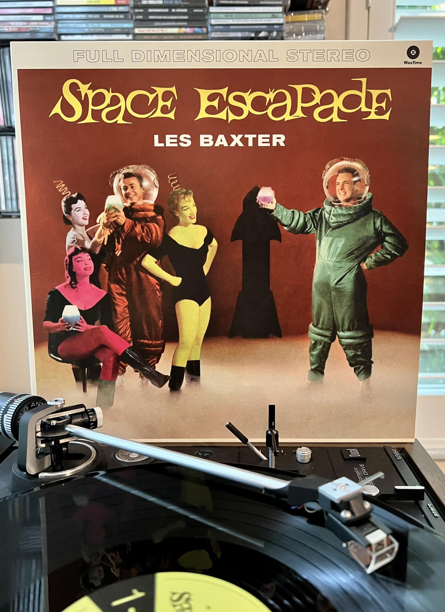 Les Baxter - Space Escapade Sounds great in stereo!