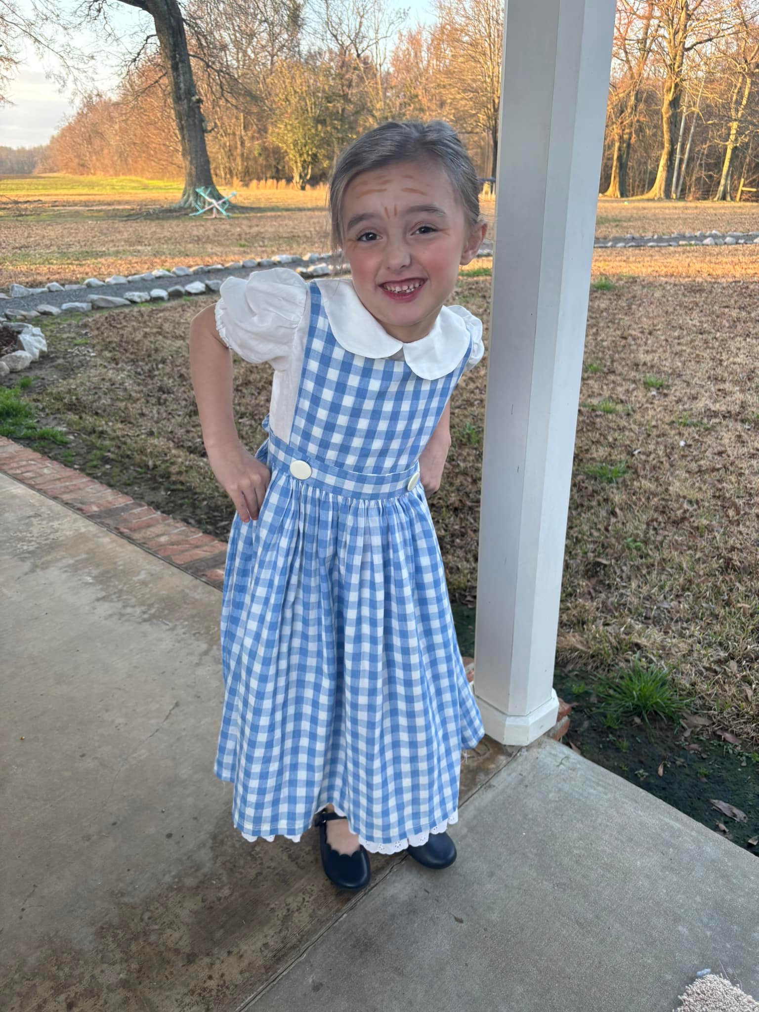 old lady dressing young What can I use to dress my daughter up as an for 100th day of school? women's dressing gown