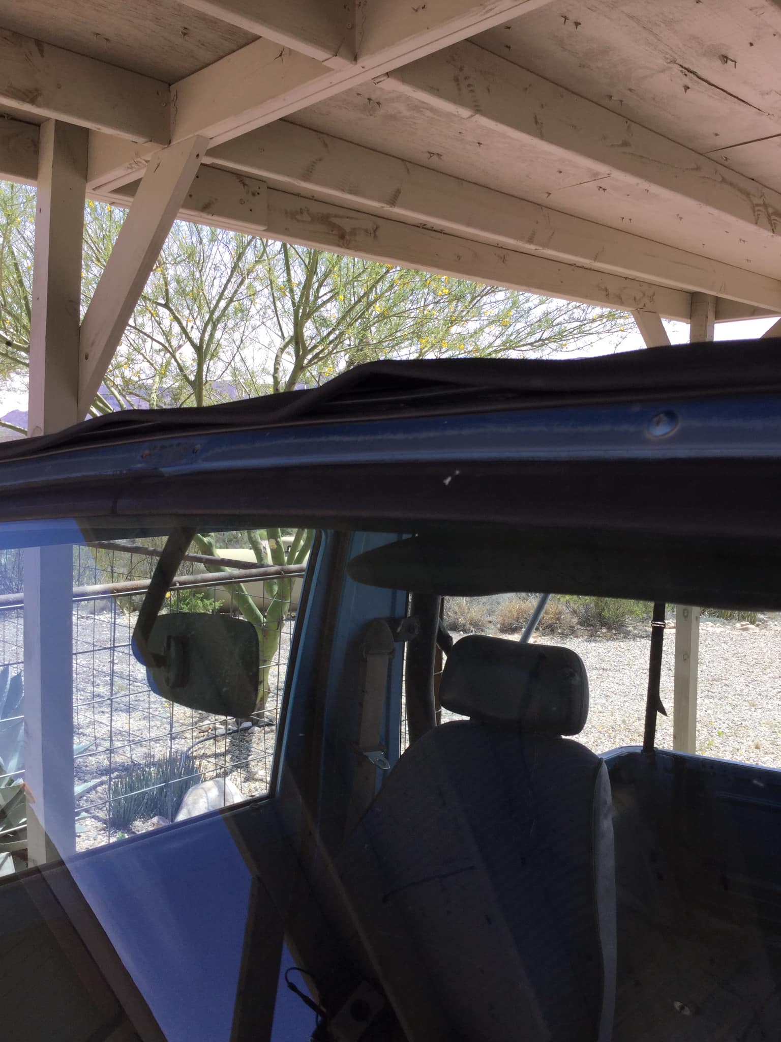 Soft Top Garnish For Suzuki Samurai 1980-1995 - Connects Soft Top To Windshield Frame