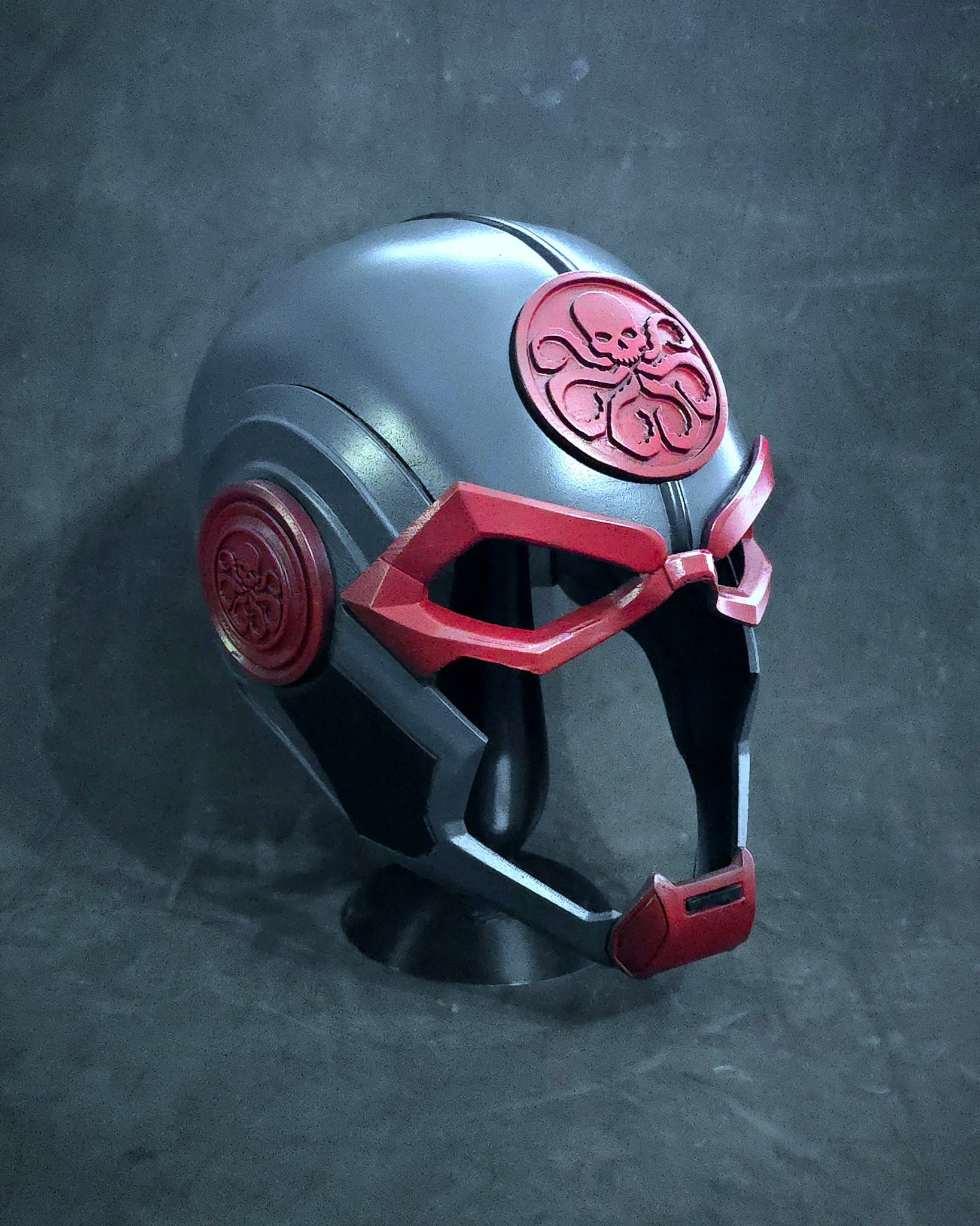 avengers bike helmet F100 Ant-Man Marvel  HJC HELMETS US The Marvel Iron Man Bike Helmet features a molded 3D design to model the movie character realistically and make your child look like a modern day knight in high Avengers Helmet | Alifstores