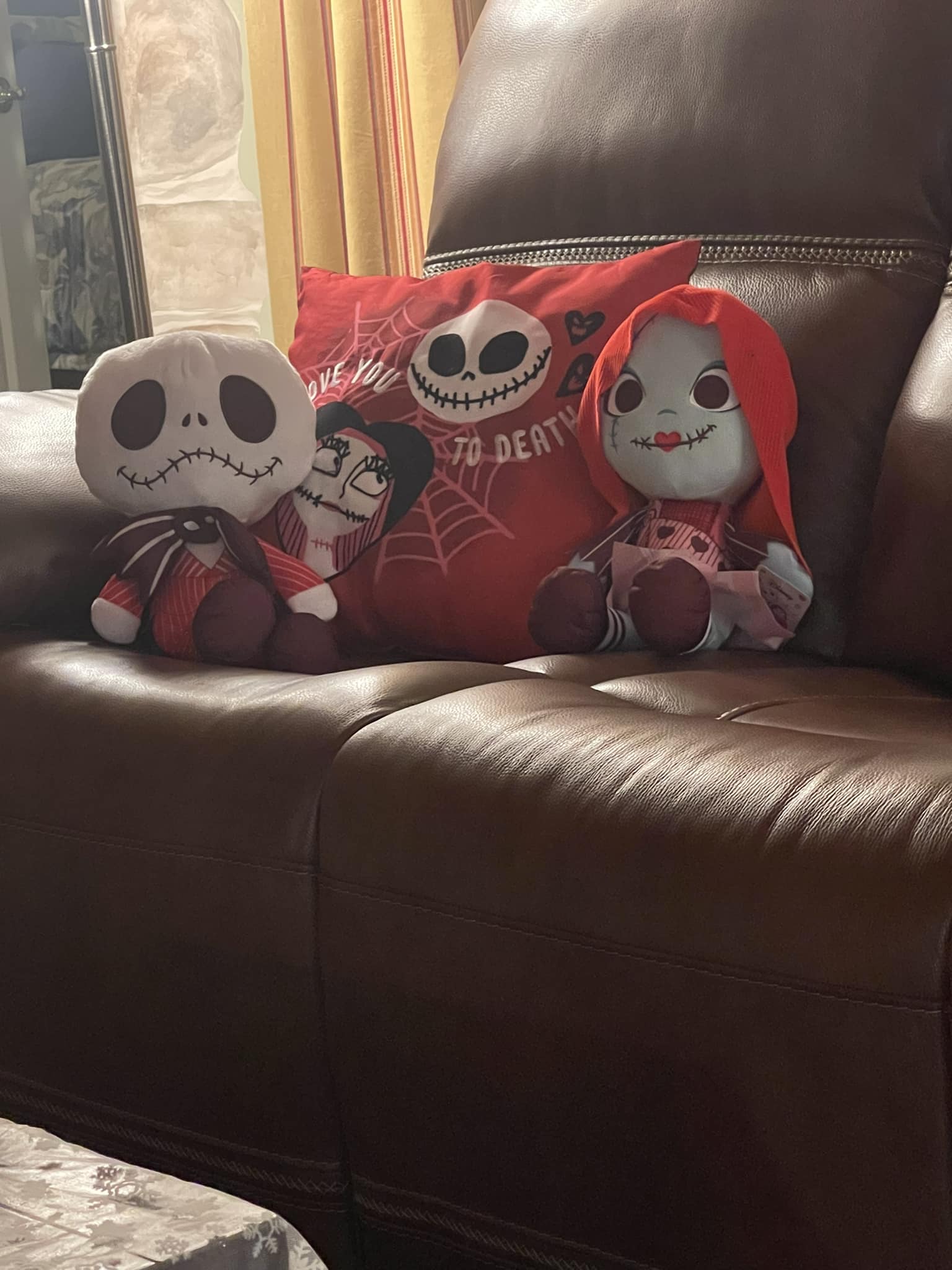 Here are some ideas to get a Jack Skellington pillow for your  display picture 1