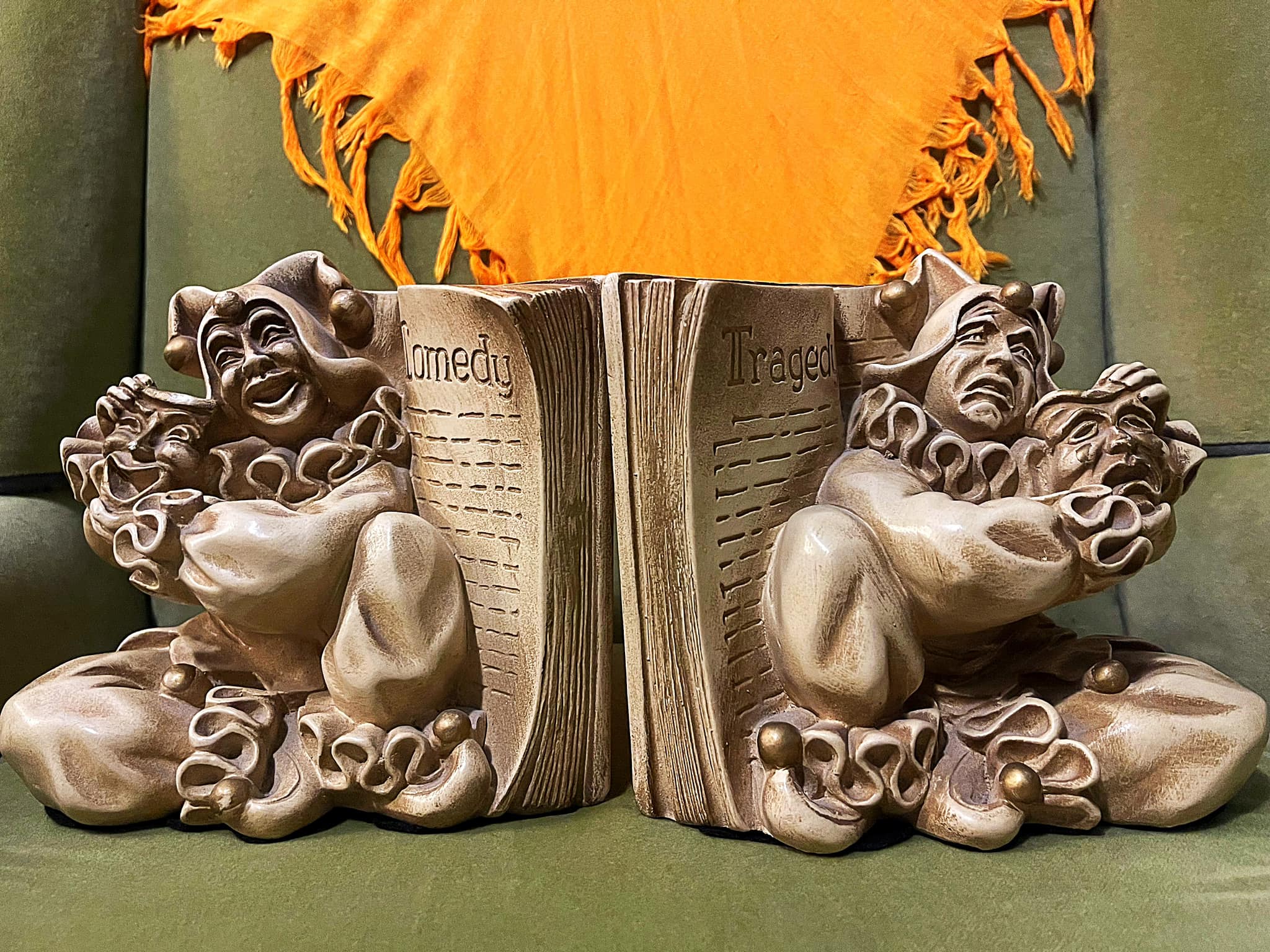 Vintage 1962 comedy and tragedy chalkware bookends found