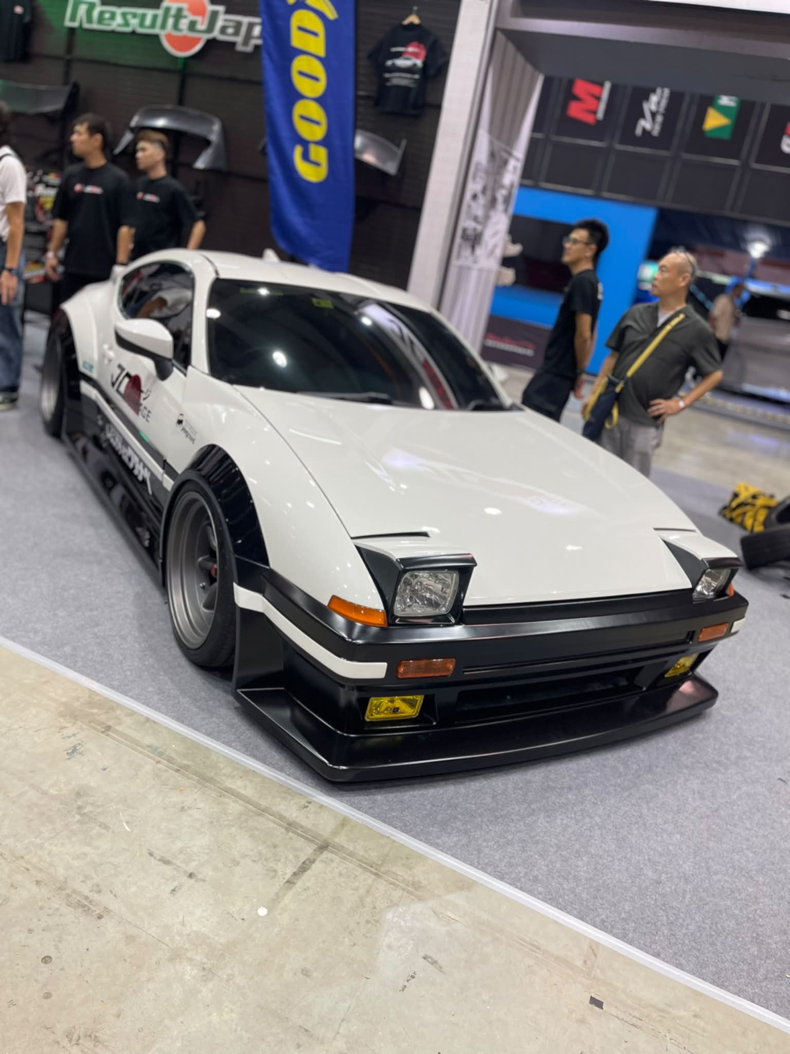 260mph back in 91, the Jun 300zx was an absolute beast!! :D