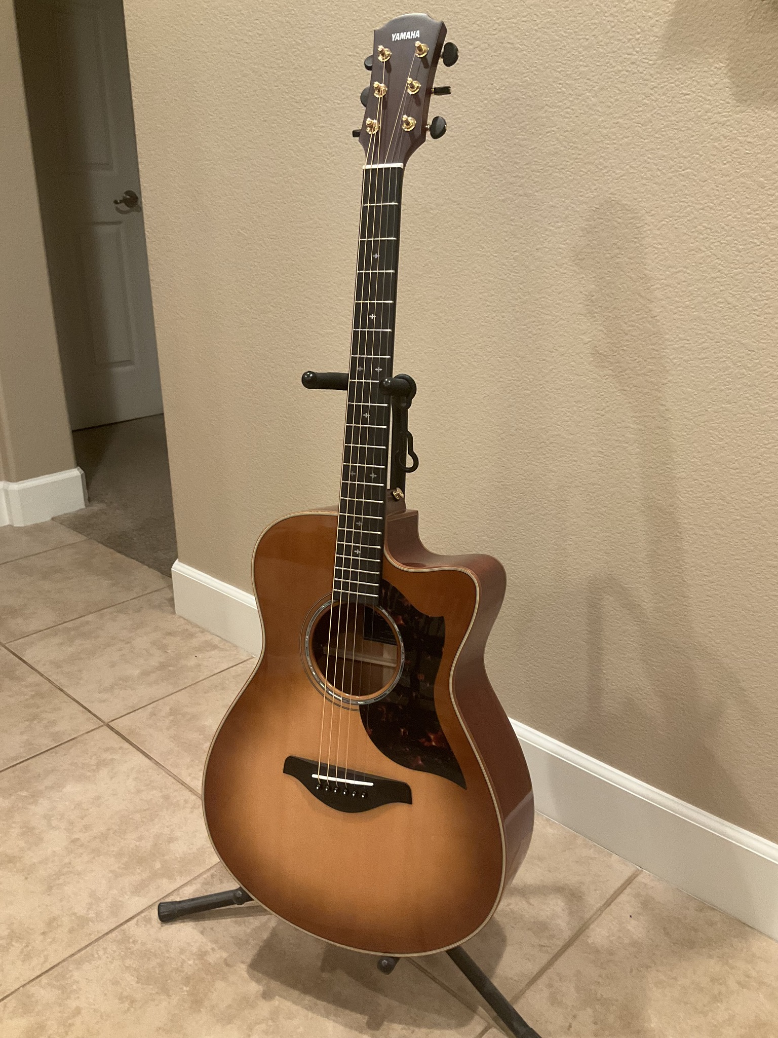 Yamaha AC3M DLX Guitar Review and Purchase Experience