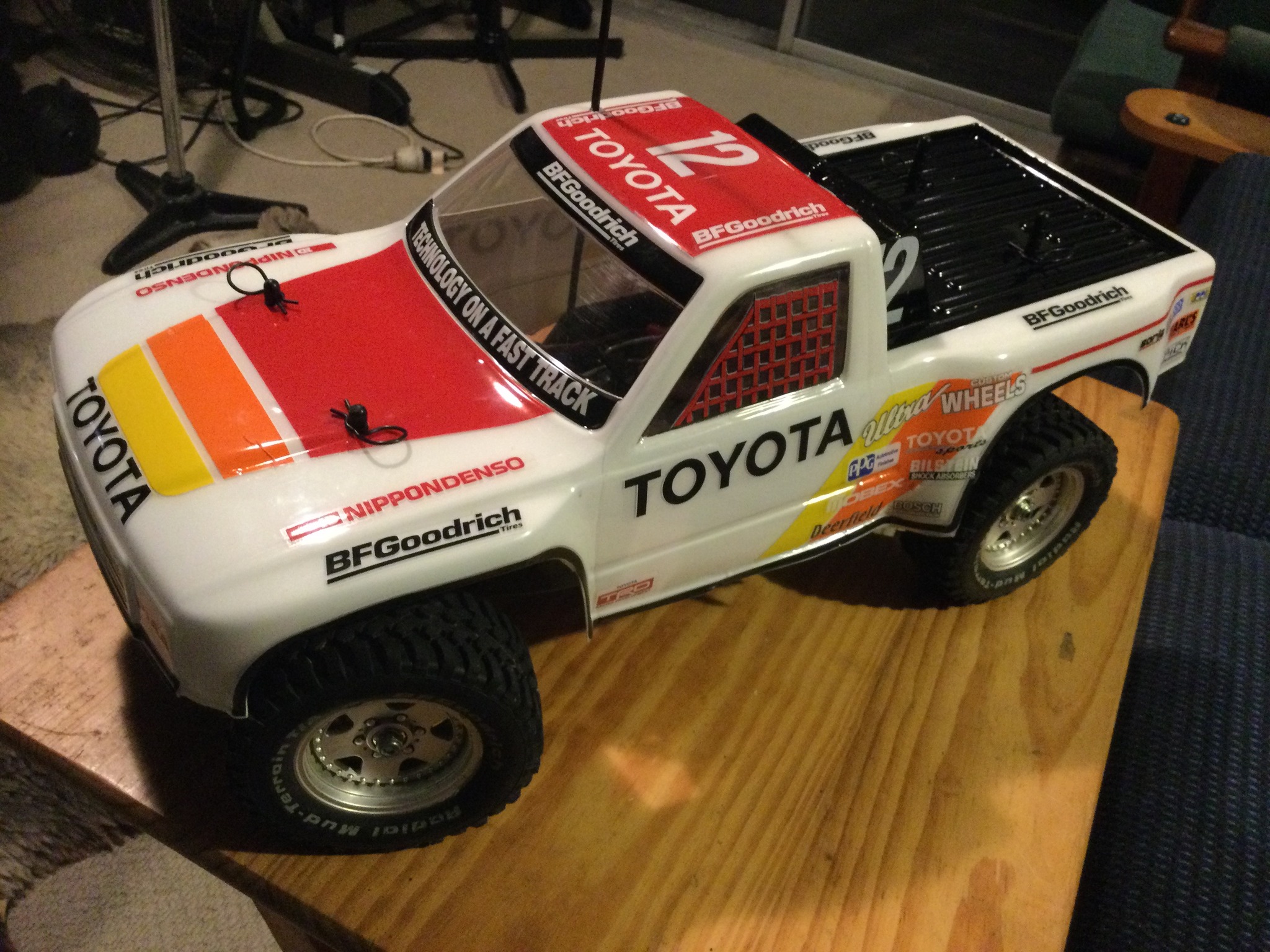 1996 Tamiya Toyota Prerunner build completed