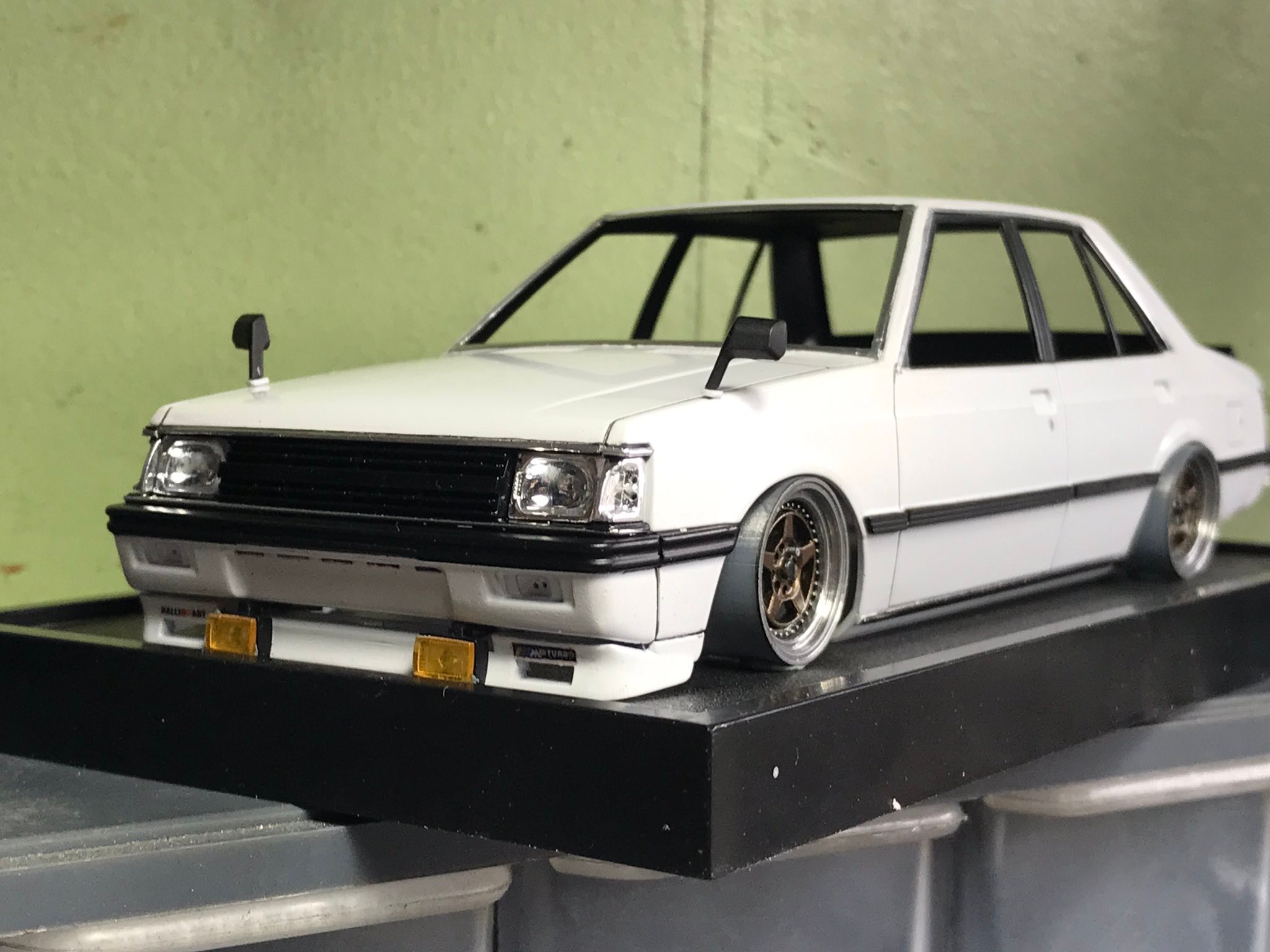 DCCL_G Mitsubishi Galant Lambda (Sapporo) (1978) 1:24