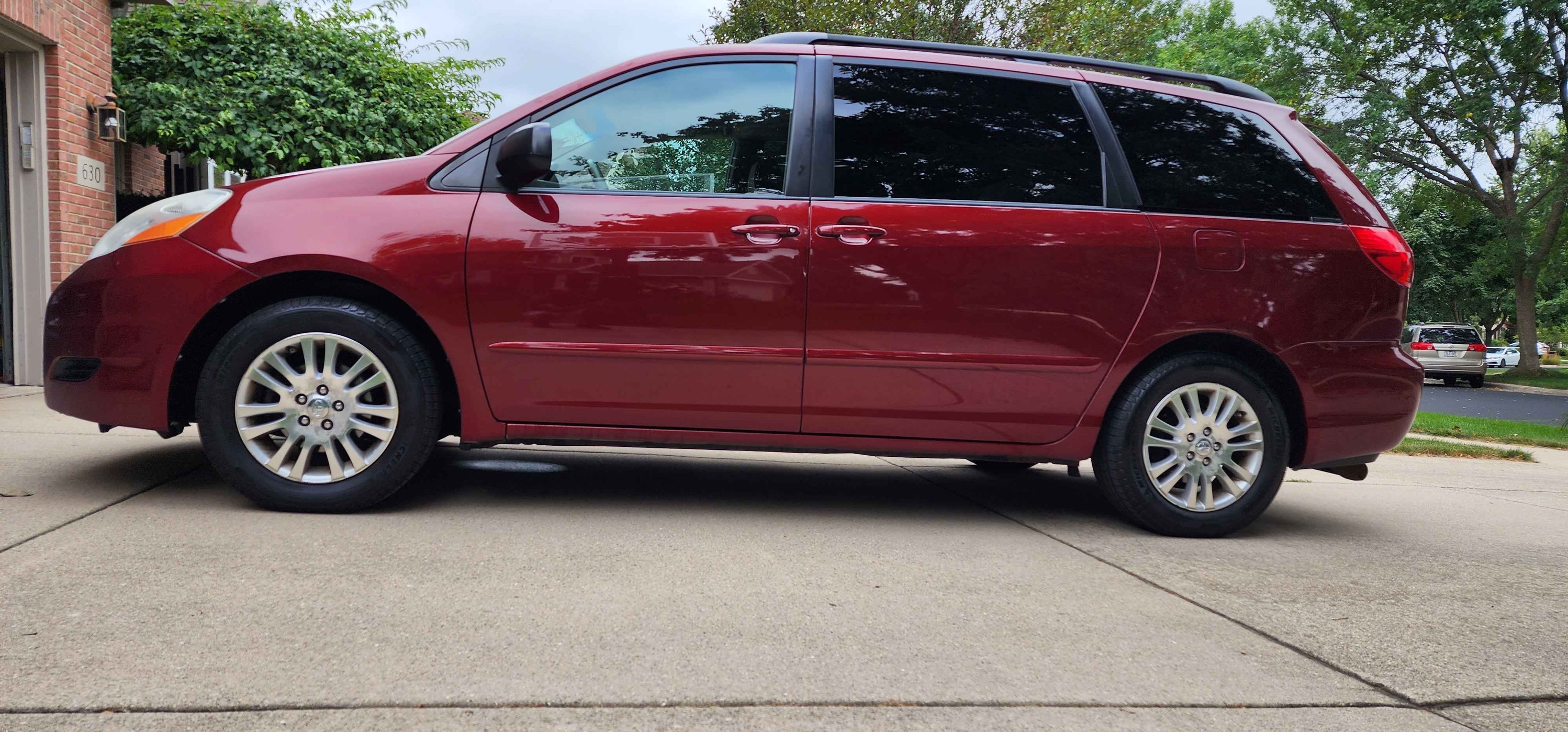 Minivans for sale in Madison, Wisconsin Facebook Marketplace