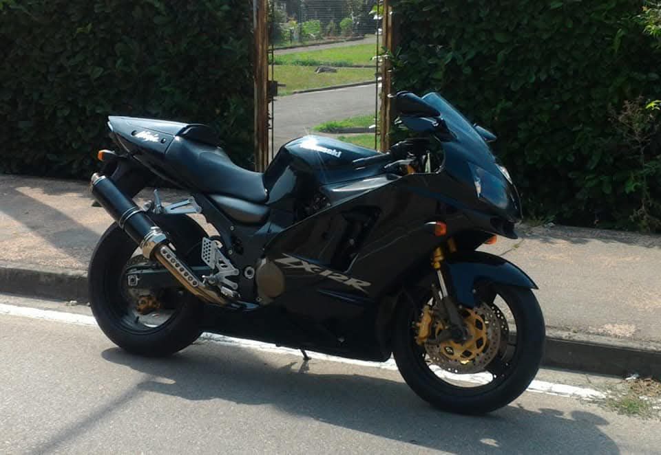 Zx12r del 2005, Black Magic!!!