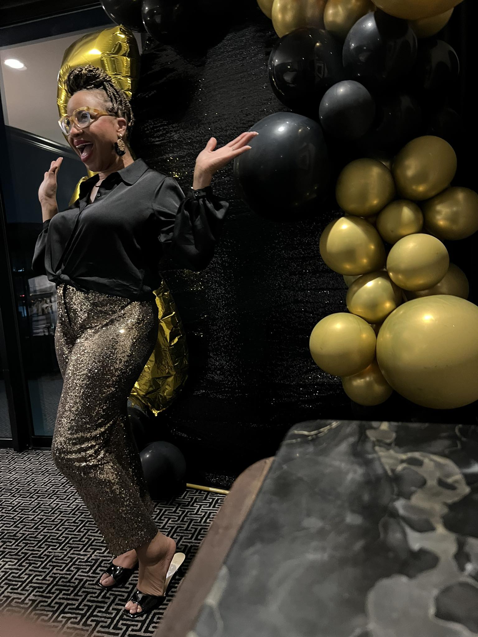 50th birthday dress code ideas What to wear for a outfit in gold? Color:Nude/Gold