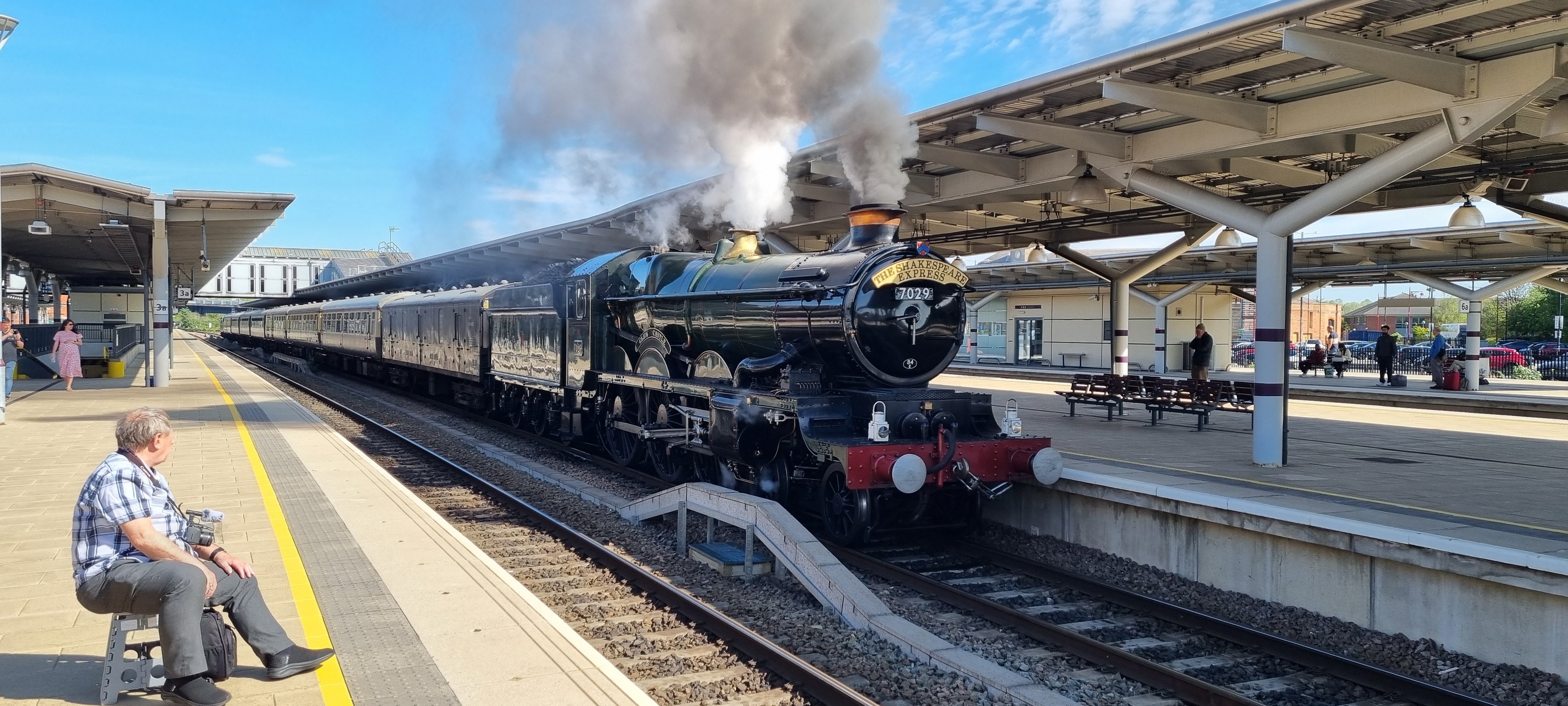 The Railway Hub | GWR 4073 Class 7029 Clun Castle at Derby railway ...