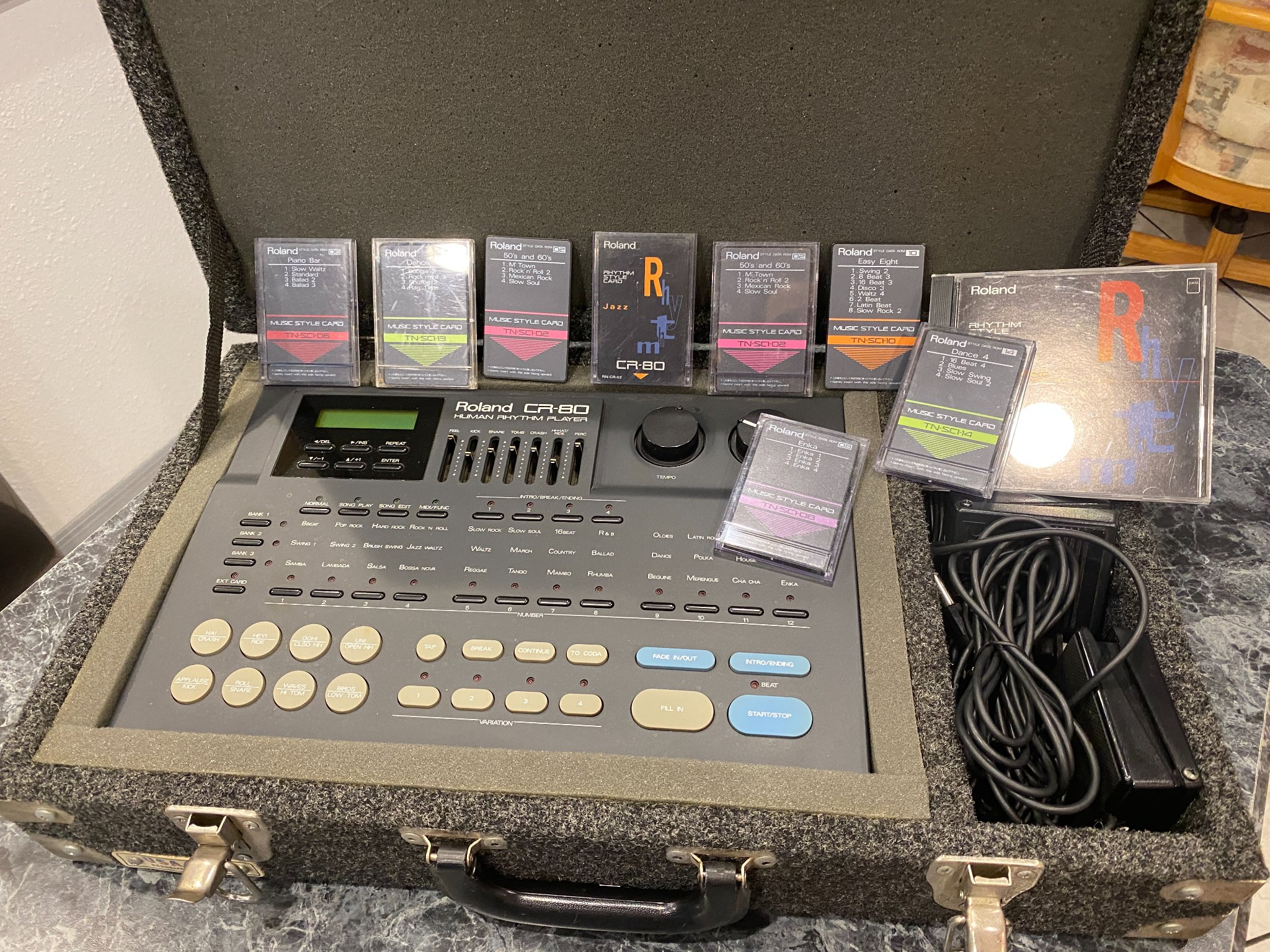 Vintage Roland CR80 Human Rhythm Player Drum Machine. Complete 