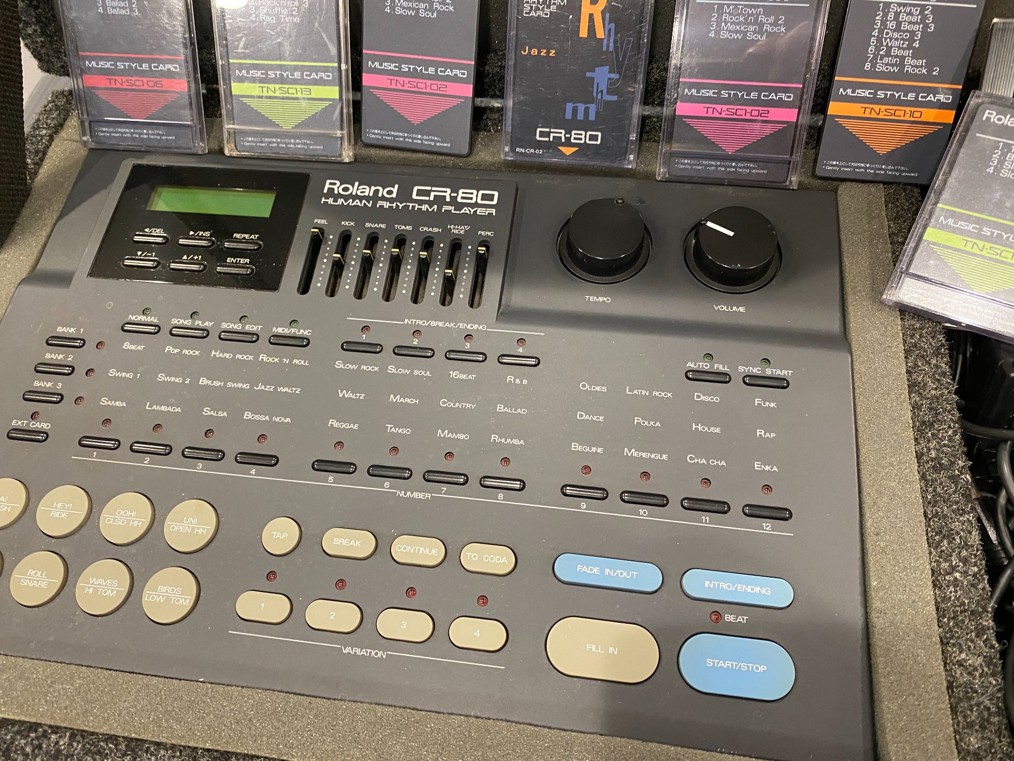 Vintage Roland CR80 Human Rhythm Player Drum Machine. Complete 