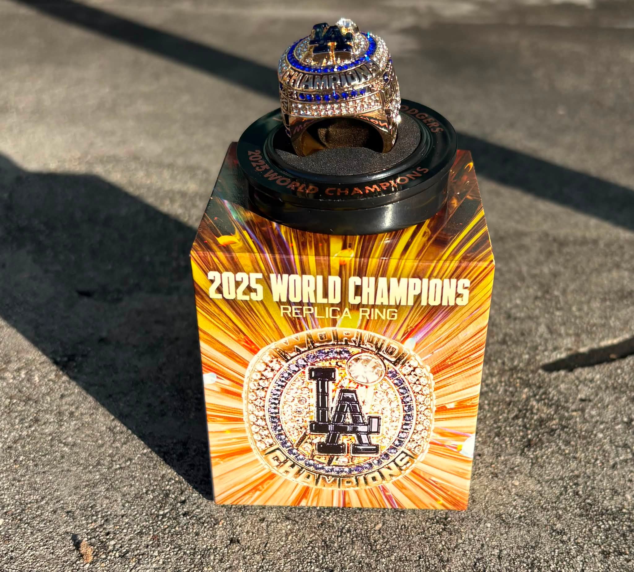 Freddie Freeman 2025 Dodgers replica World Series champion ring