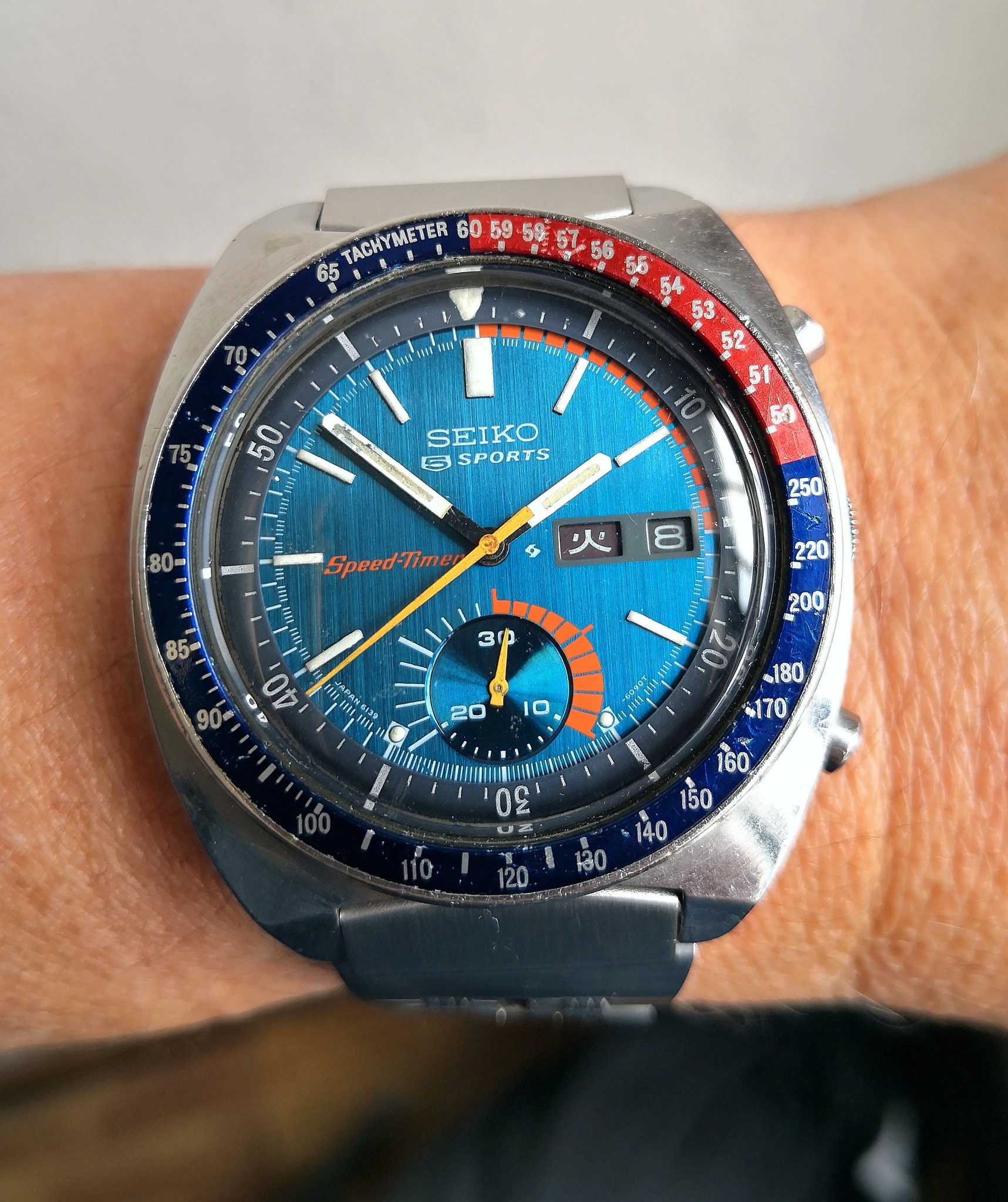 Seiko 5 Sports Speed-Timer watch