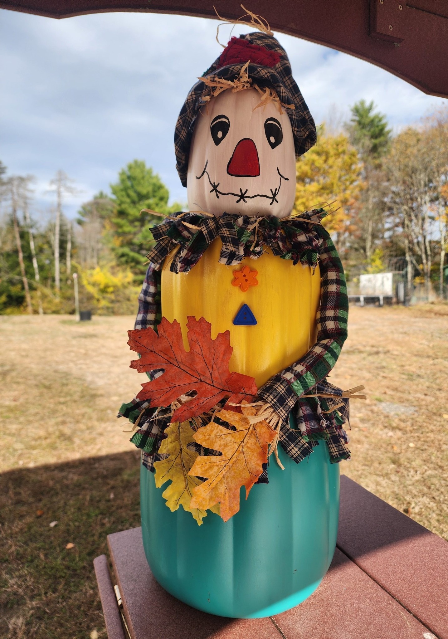 Cute Dollar Tree stacked pumpkin scarecrow 🎃