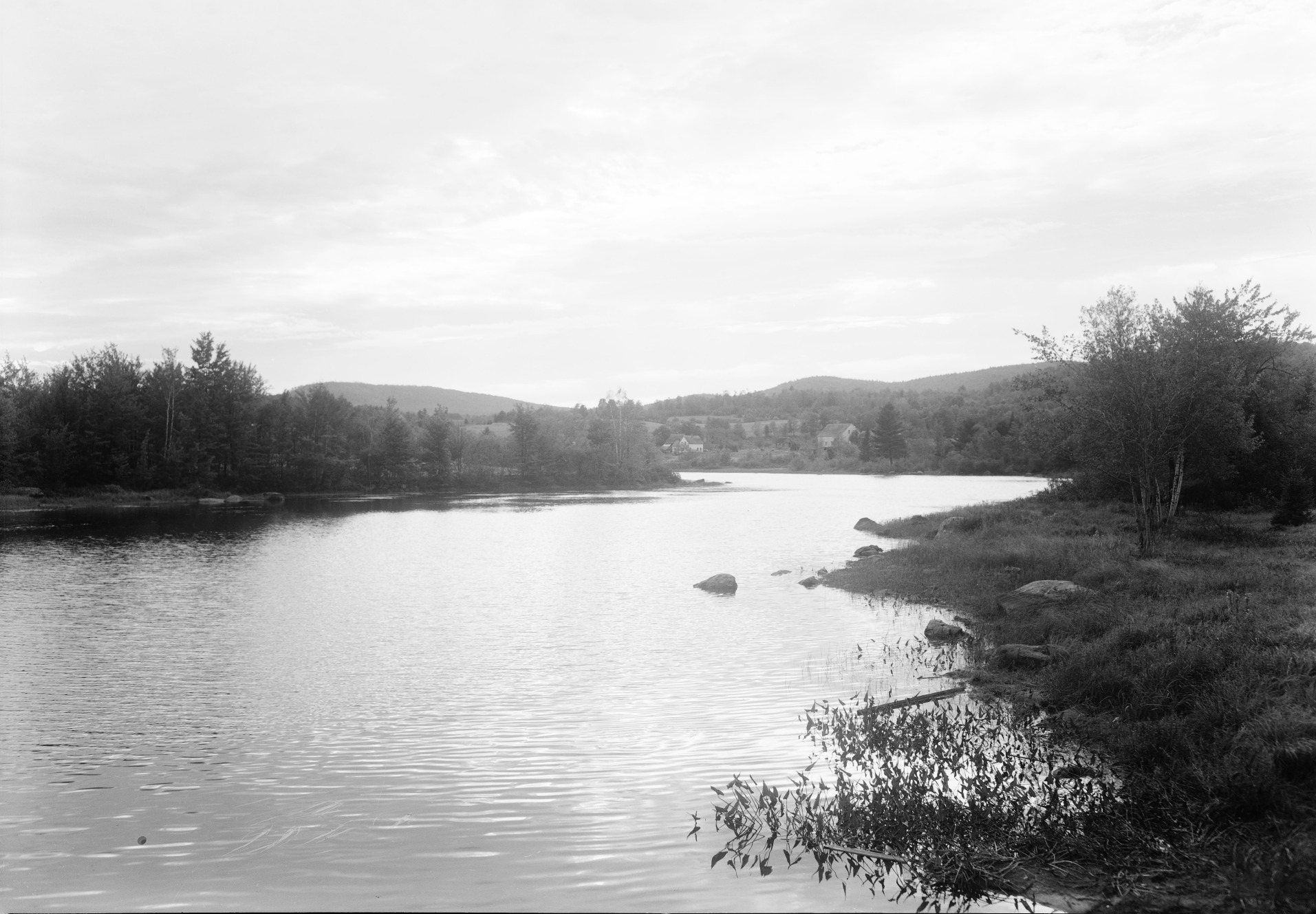 Are there pictures of Greenwood Lake from the late 1950s to 1965?