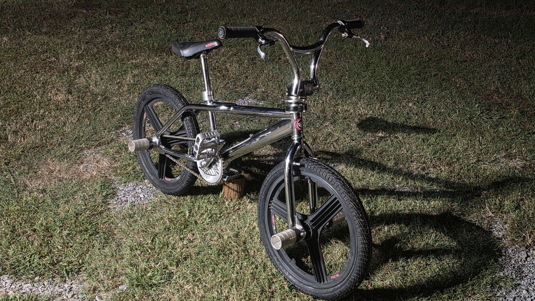 Building a 97 Fishbone BMX with ACS Trident mag wheels