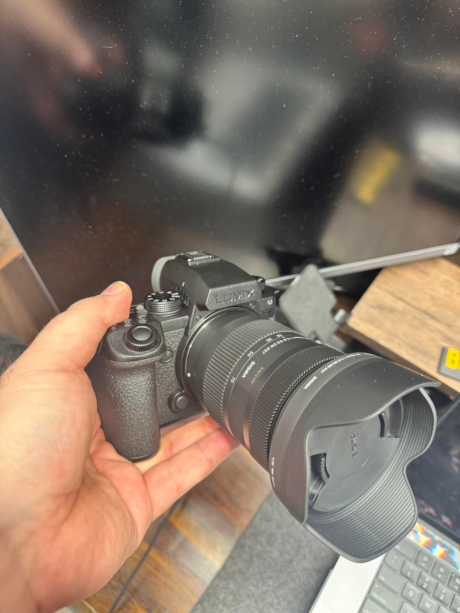 LUMIX S5IIX & Sigma 70-200mm F2.8 sports. I mainly shoot video but 