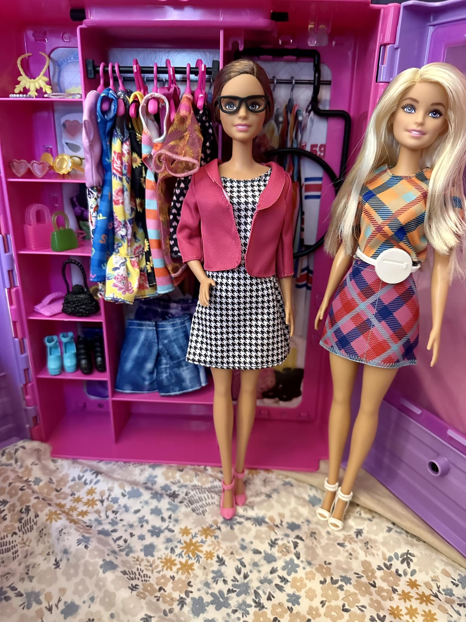 Gotta love Barbie !!!! 💕💕💕💕💕💕💕