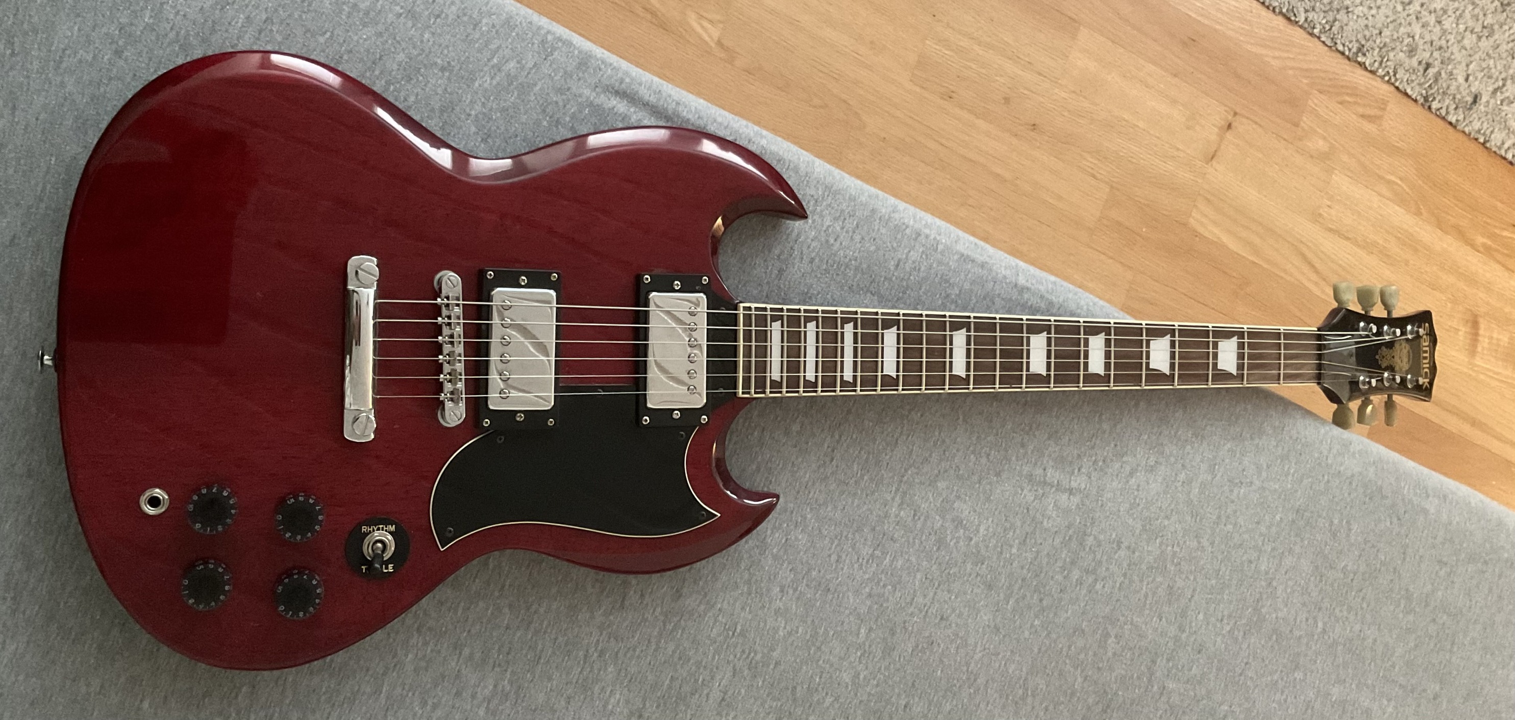 Samick guitars are my favourite