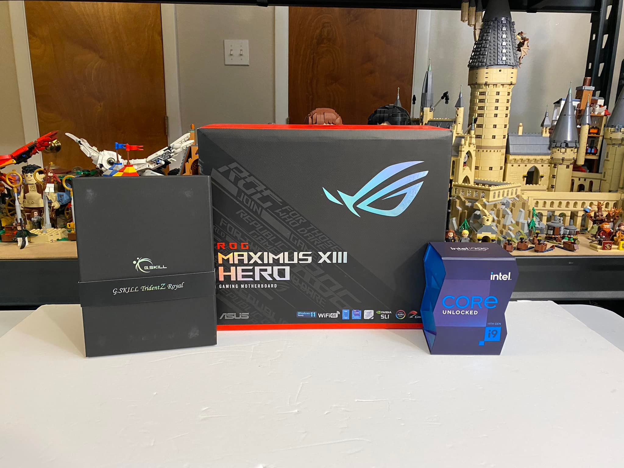 G.Skill Trident Z Royal 32GB RAM with display case