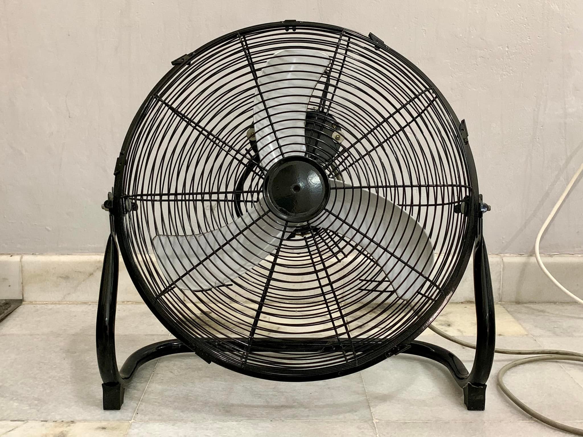 Akira Funatsu室内機 Is Akira floor fan button issue fixable?