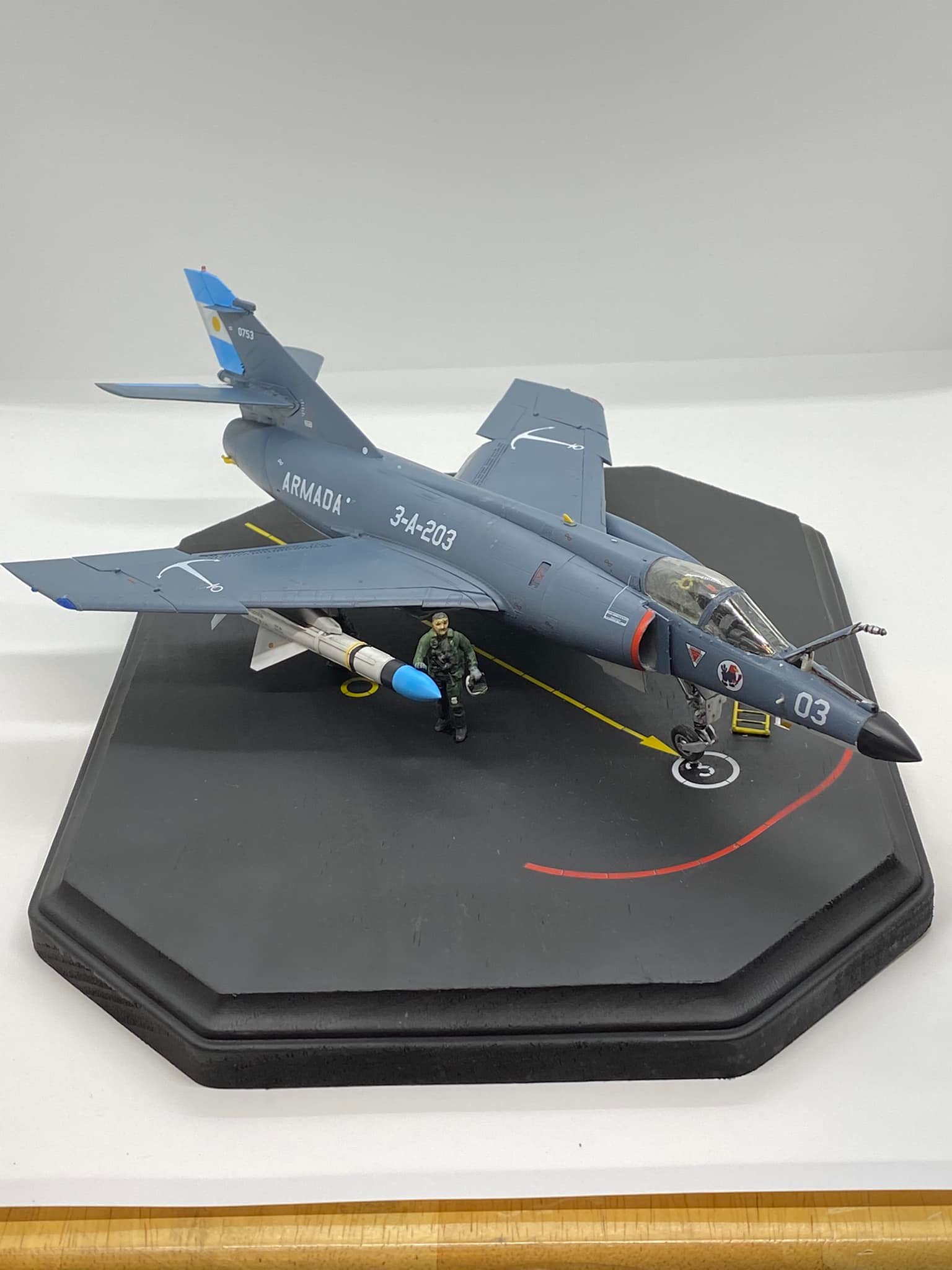 Kinetic Model Kits Maquette Avion Super Étendard/Super Étendard Modernisé 1/48 – Réf. 48140