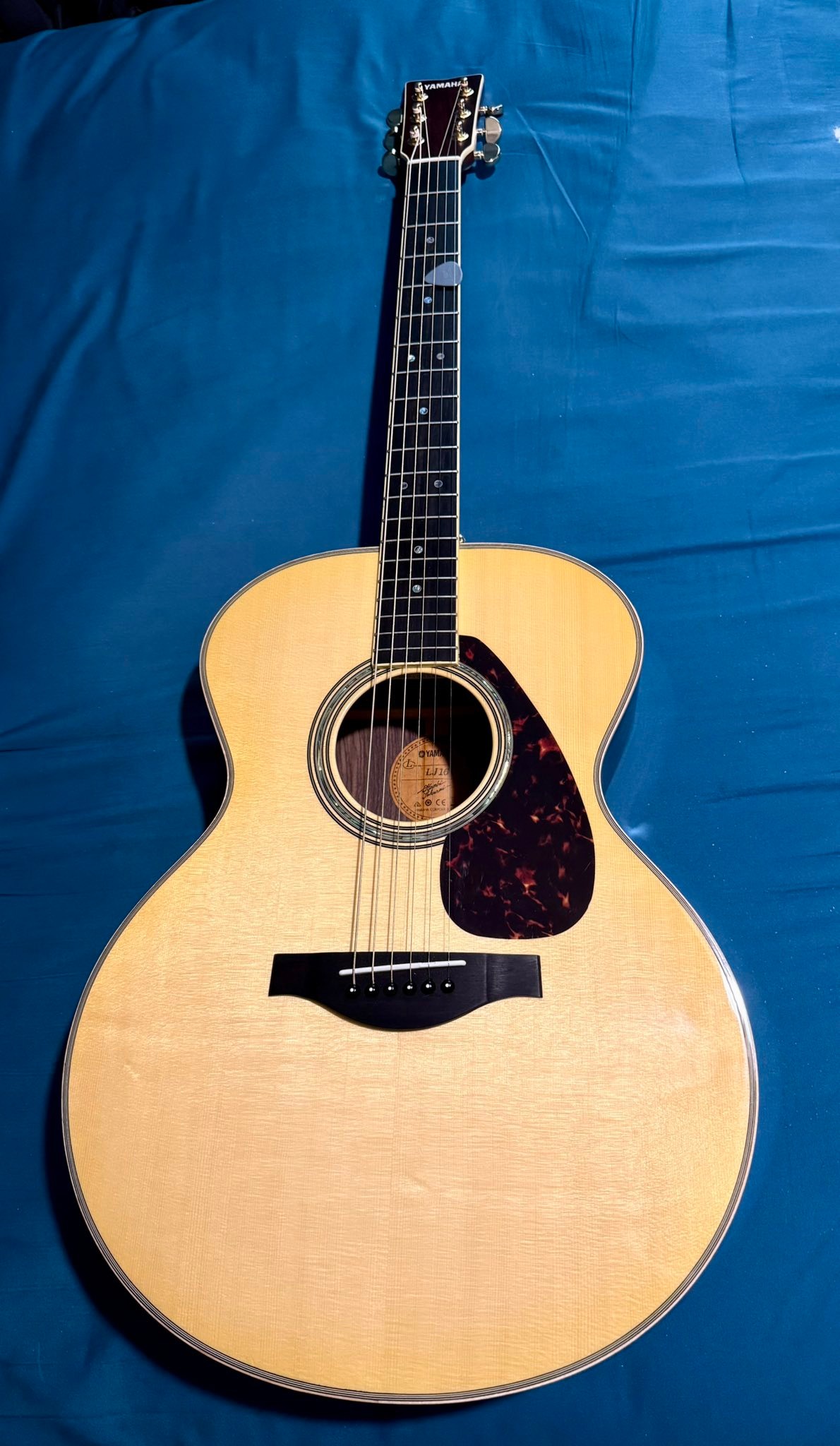 Yamaha L6 guitar production year identification