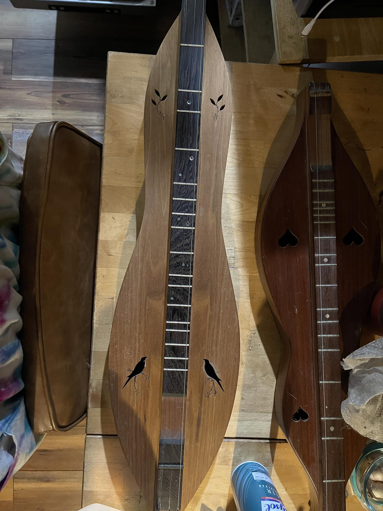 How important is it to keep a 1972 Dennis Dorogi dulcimer original