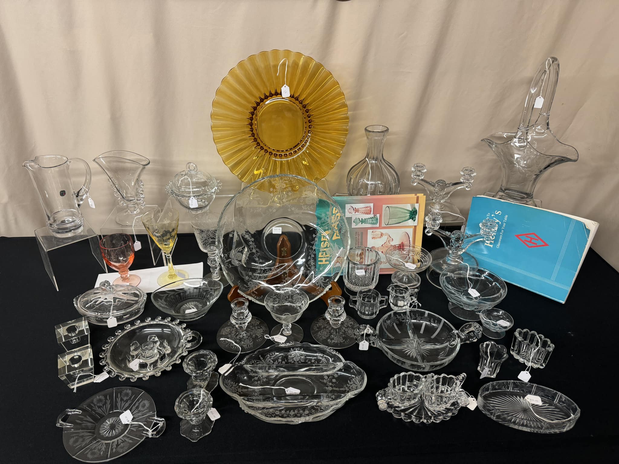 Several pieces available for purchase, please click through photos  display picture 1
