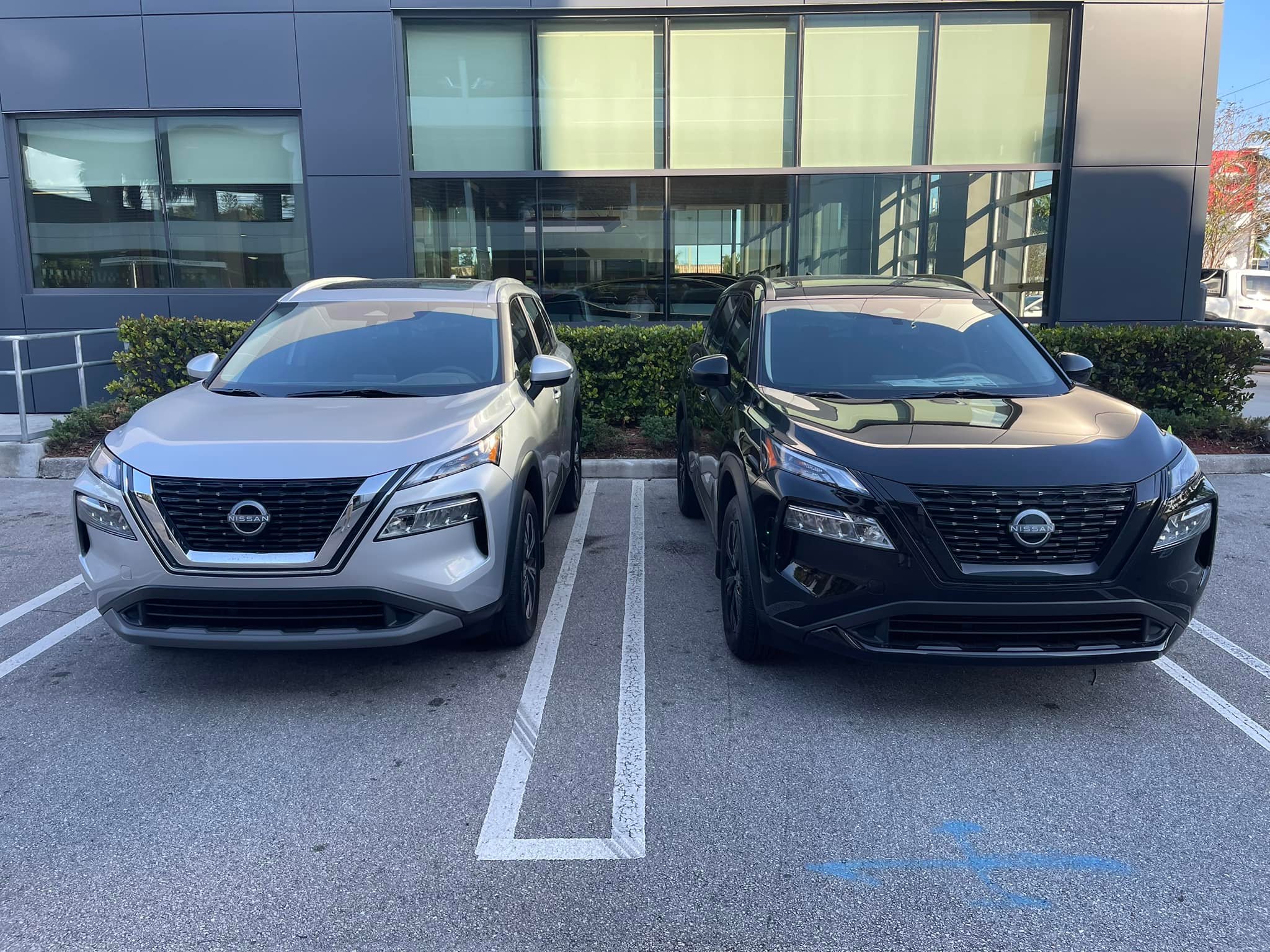 Nissan Rogue Midnight Edition and SV Trim Owners Discussion