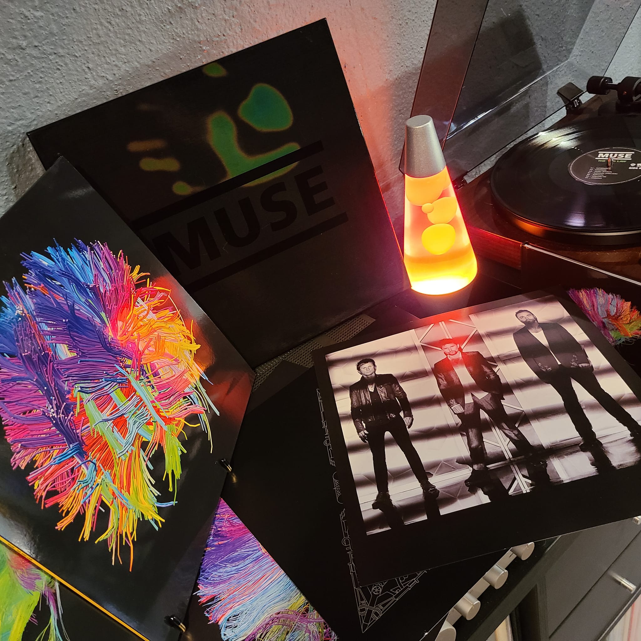 PRE-ORDER: Muse - The Wow! Signal LP (UK 2026, Translucent Red