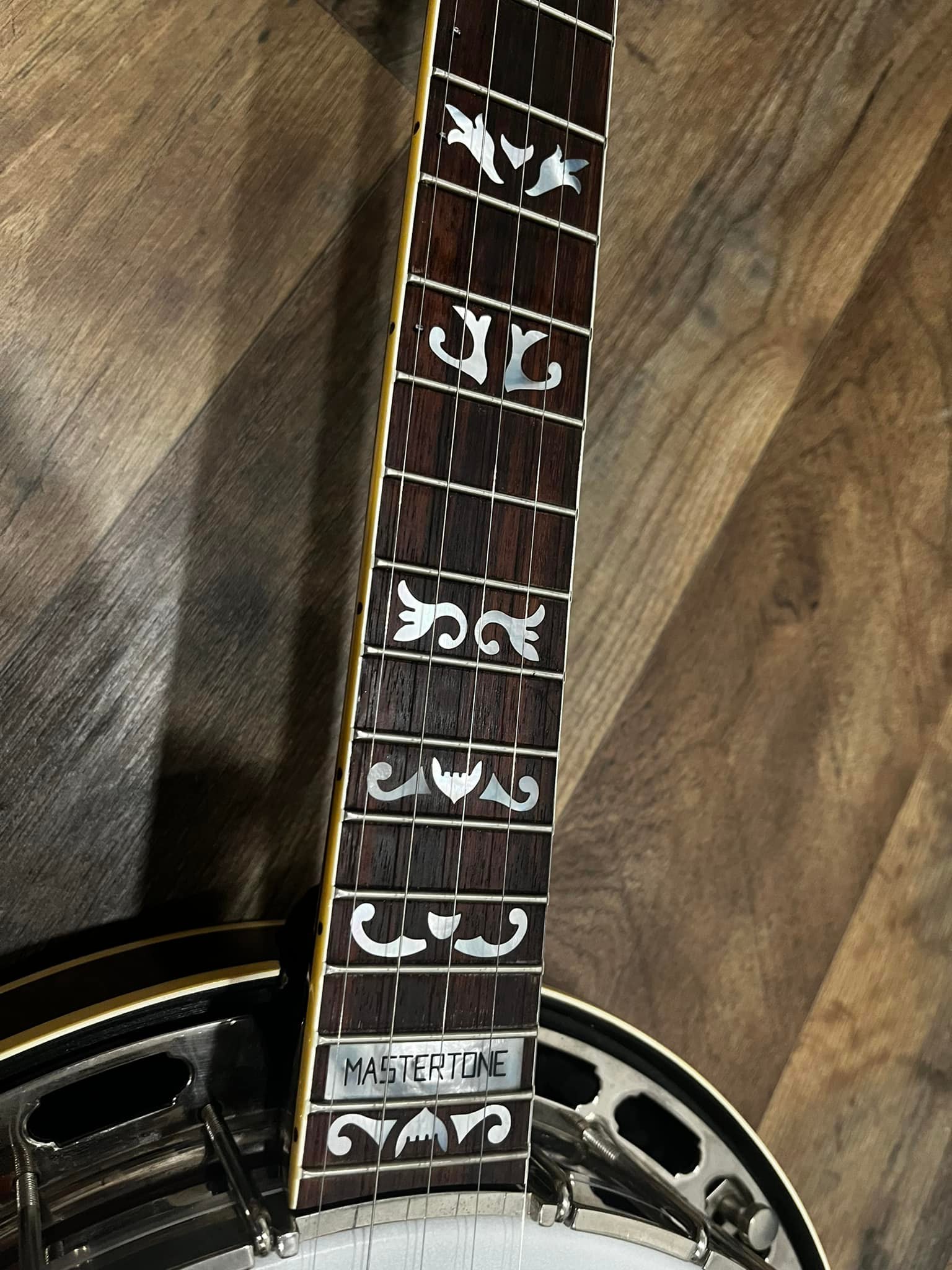 SOLD SOLD SOLD 1998 Gibson RB-75, signed by JD Crowe! This banjo