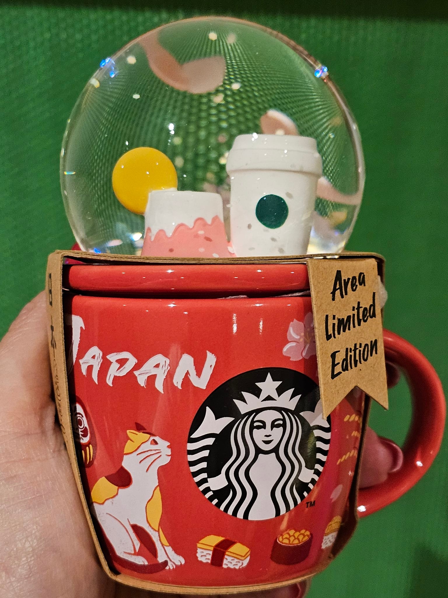 Which Starbucks in Tokyo has small Japan mugs?