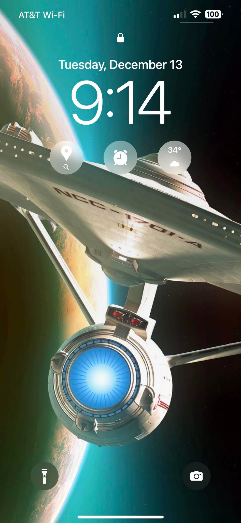I got a new iPhone and it doesn't make this emoji anymore 🖖 when
