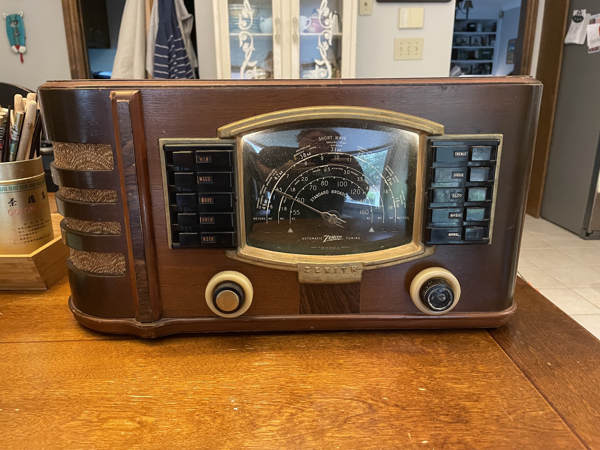 How to clean and repair a Zenith 7S633R radio